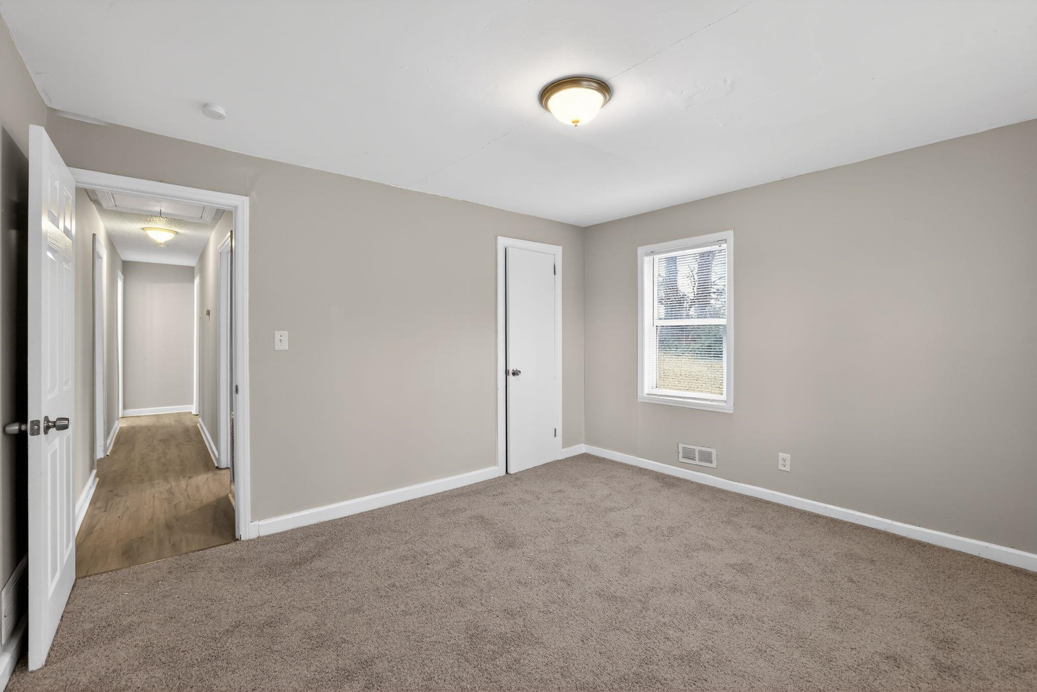 325 Merideth Circle Property Photo 28