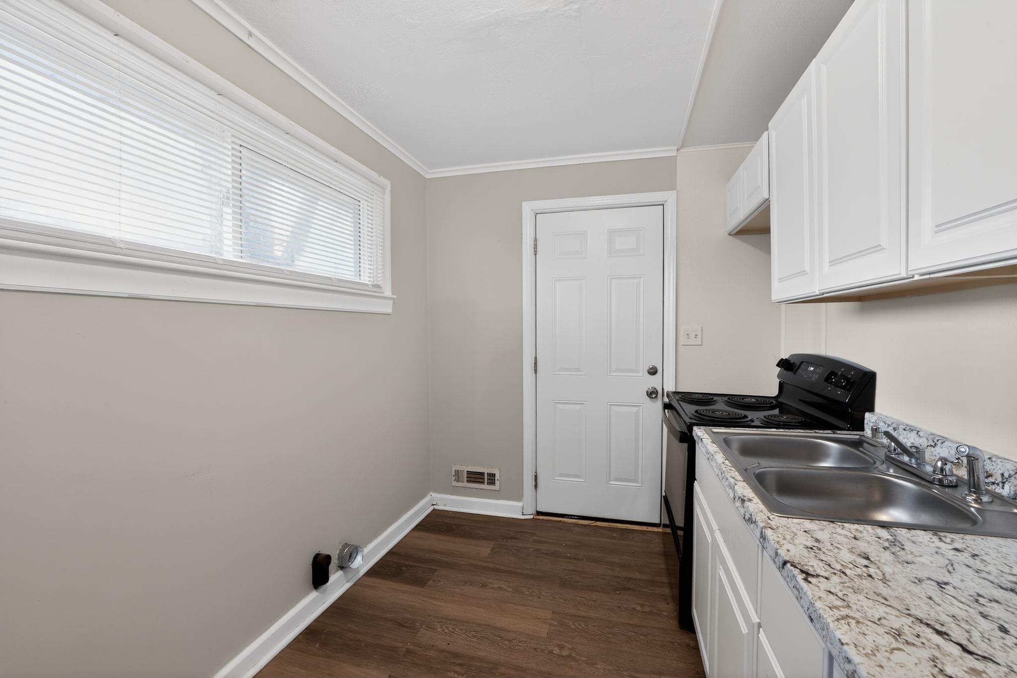 325 Merideth Circle Property Photo 31