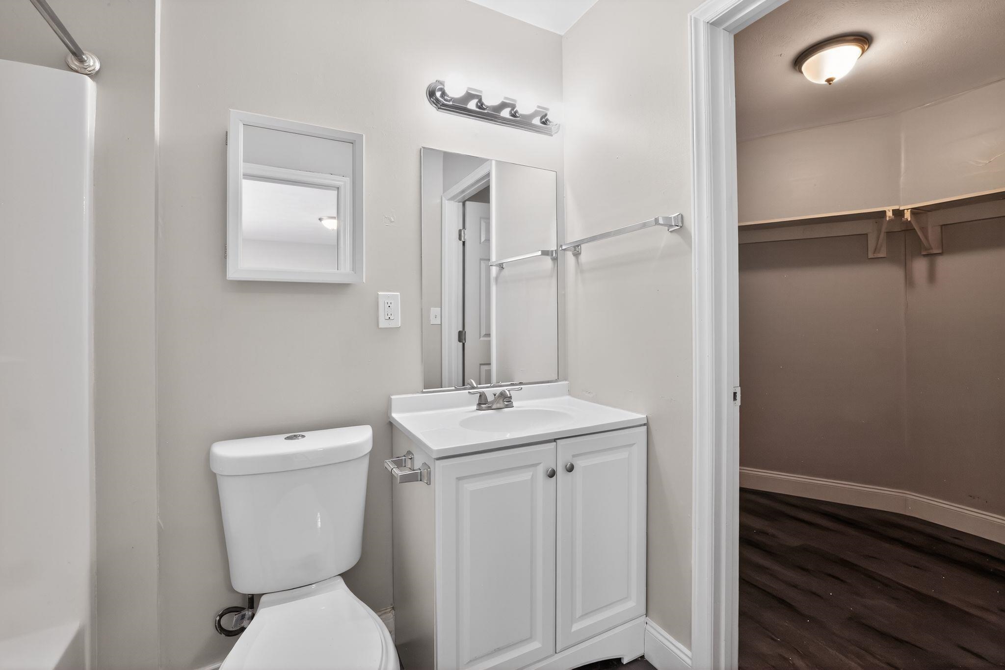 1828 Tamara Way Property Photo 31