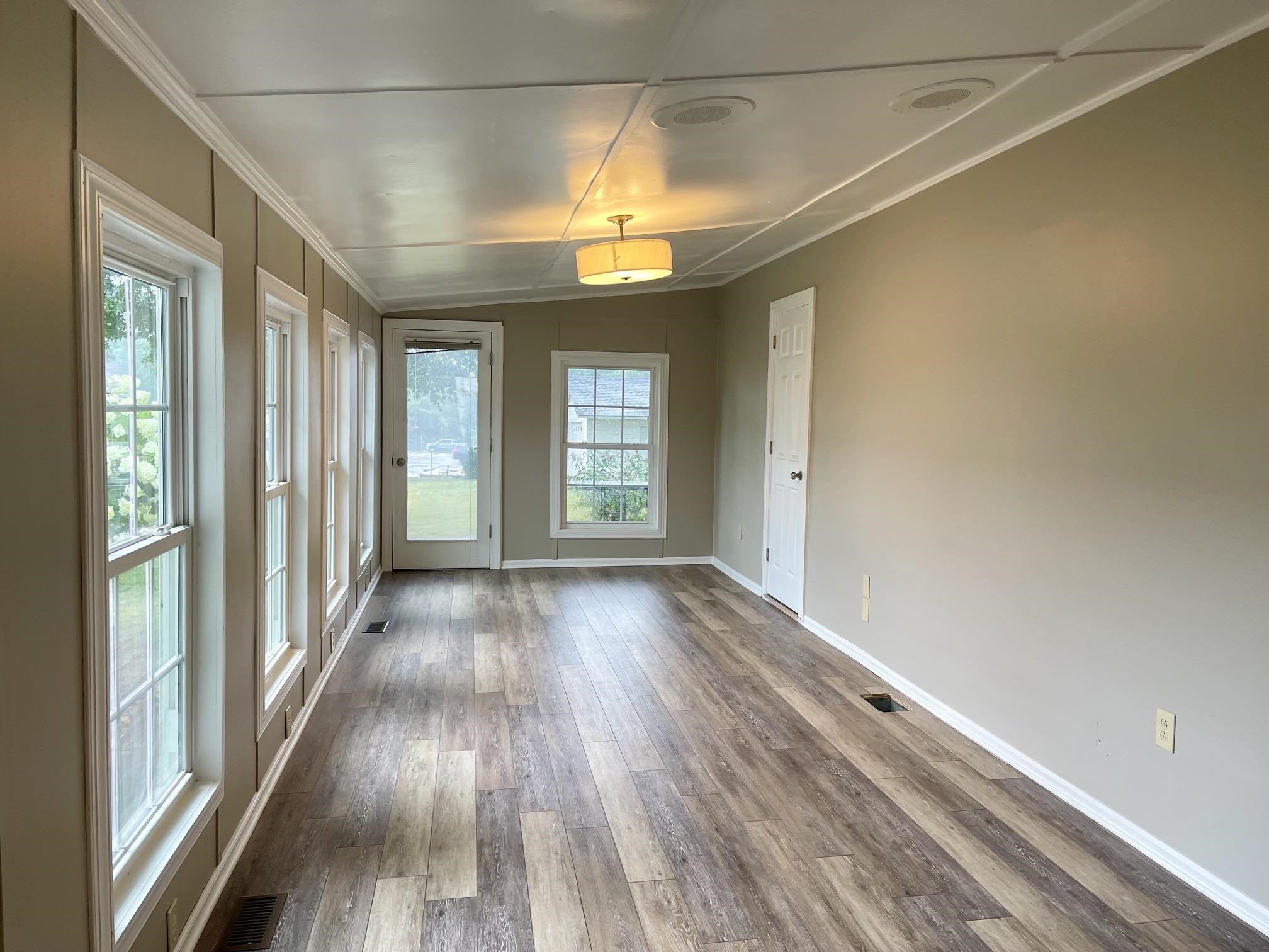 416 S Kentucky Avenue Property Photo 33