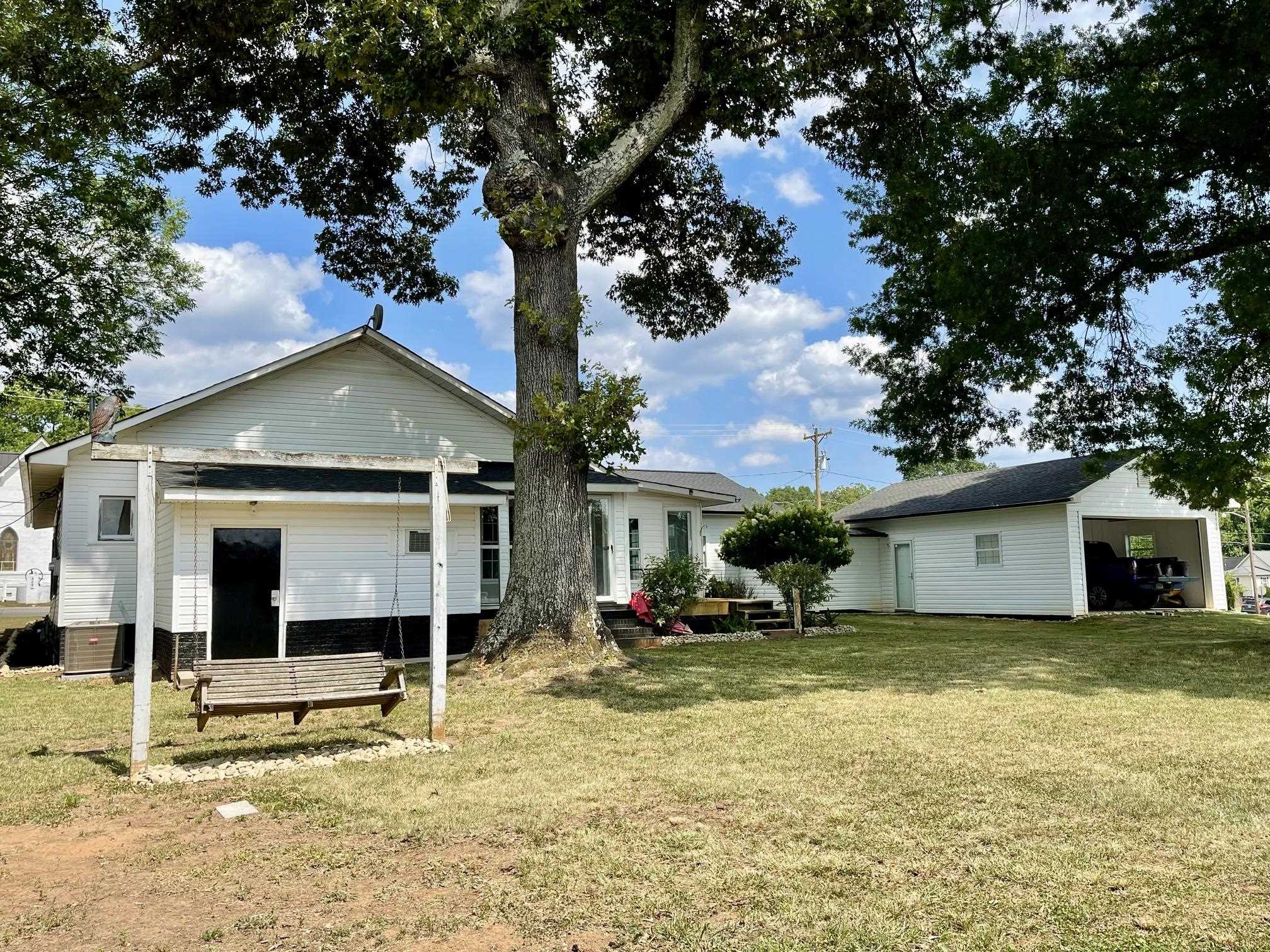 416 S Kentucky Avenue Property Photo 37
