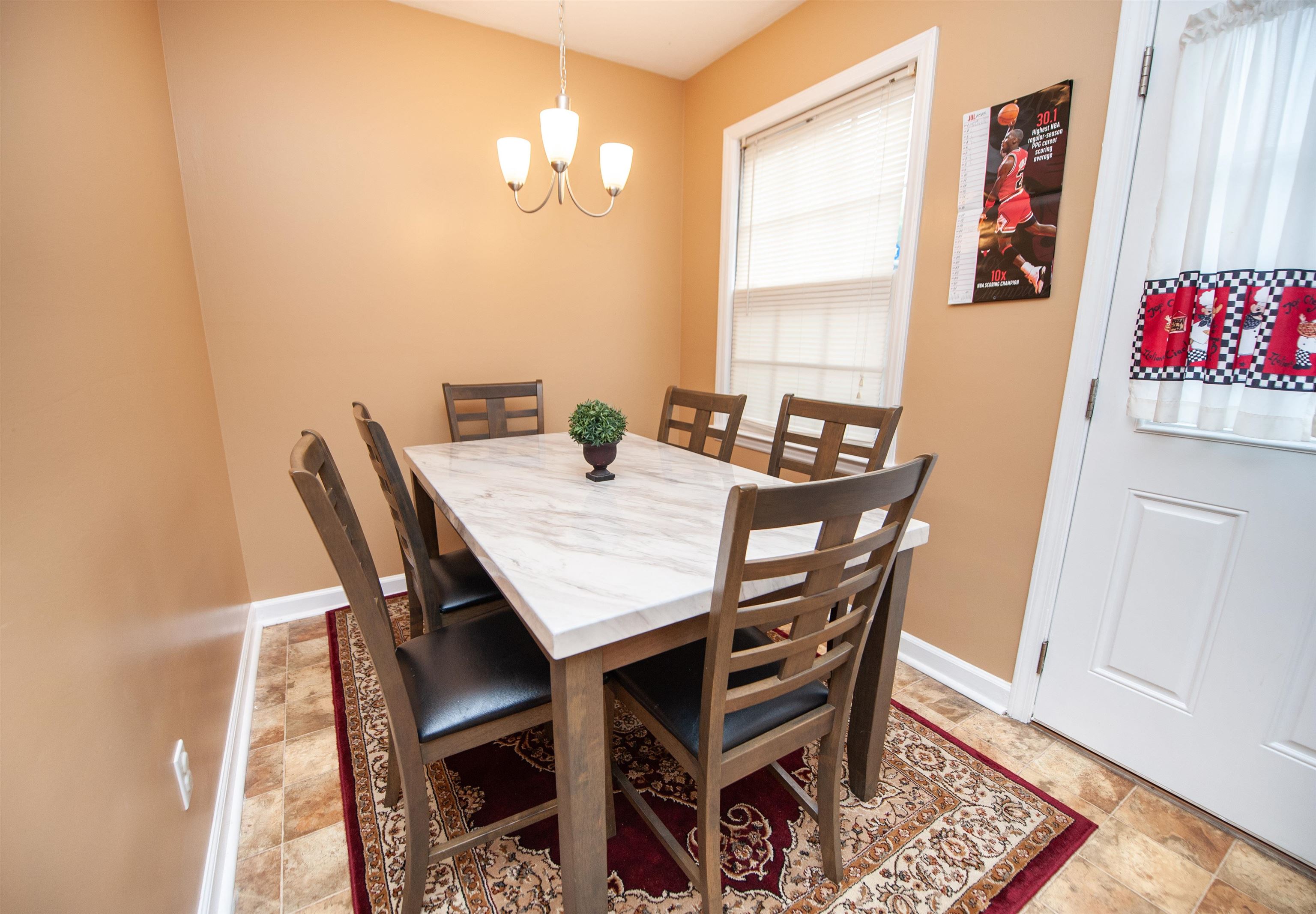 1470 Dover Road Property Photo 6