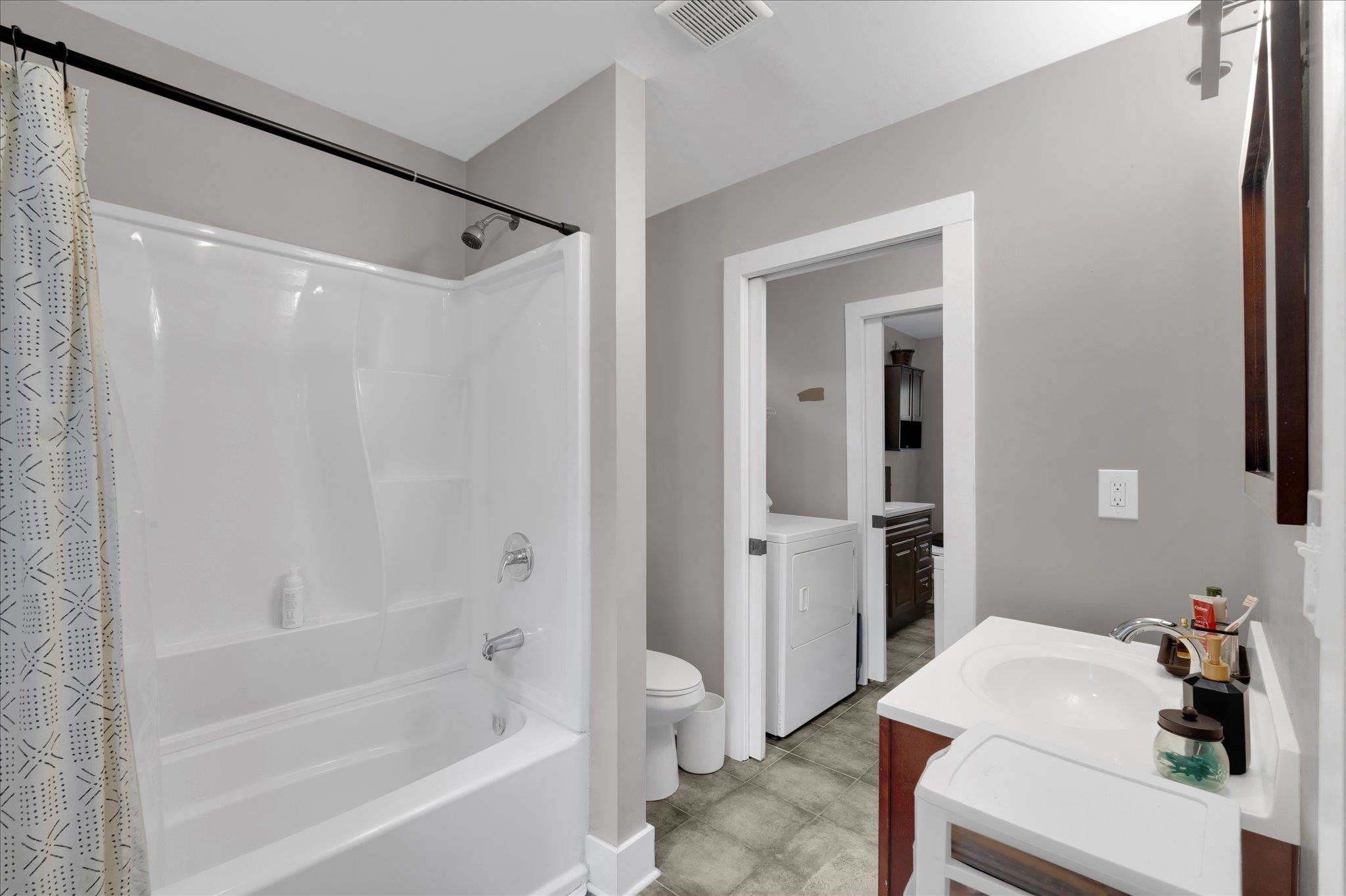 306 Lady Street Property Photo 22