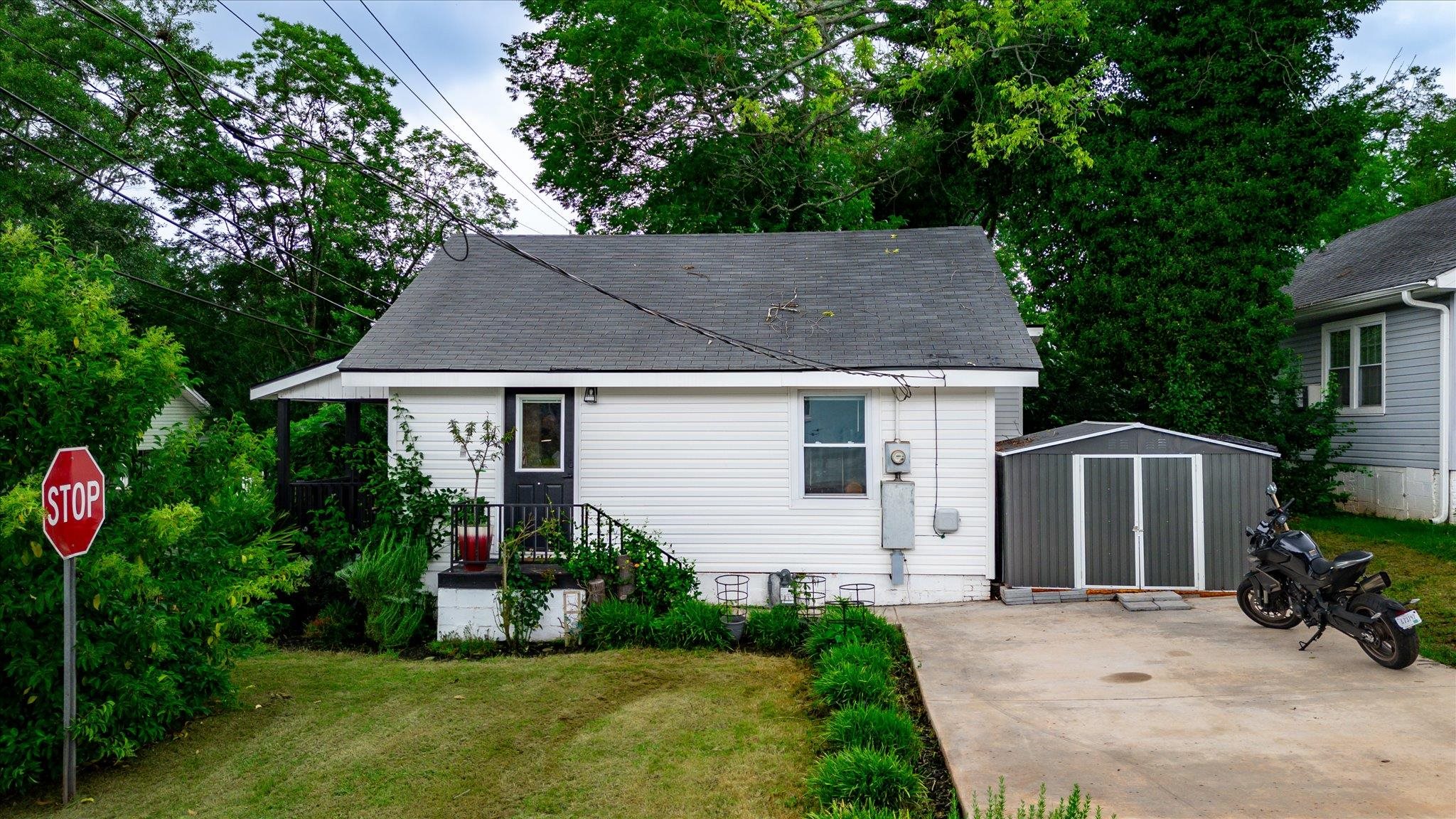 306 Lady Street Property Photo 23