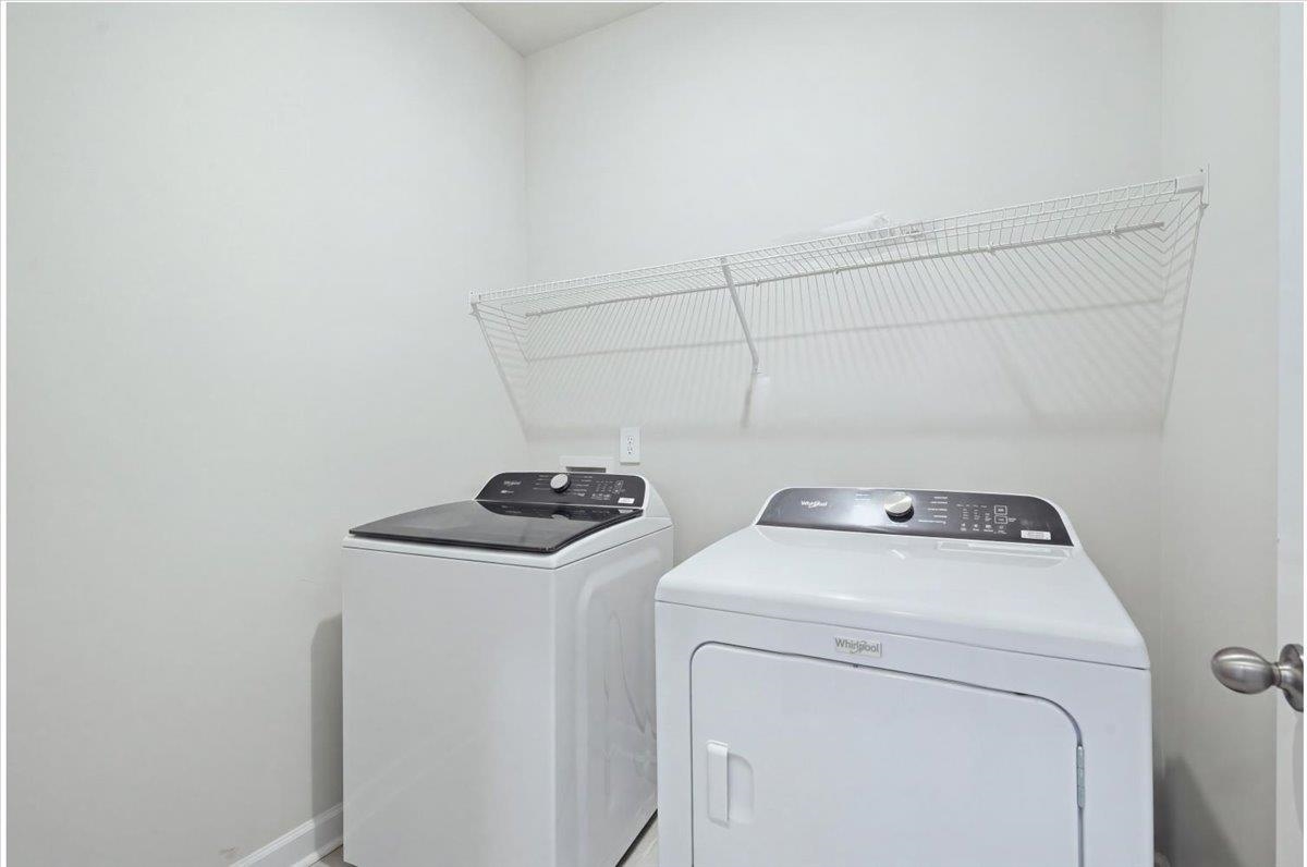 939 Rising Oak Court Property Photo 24