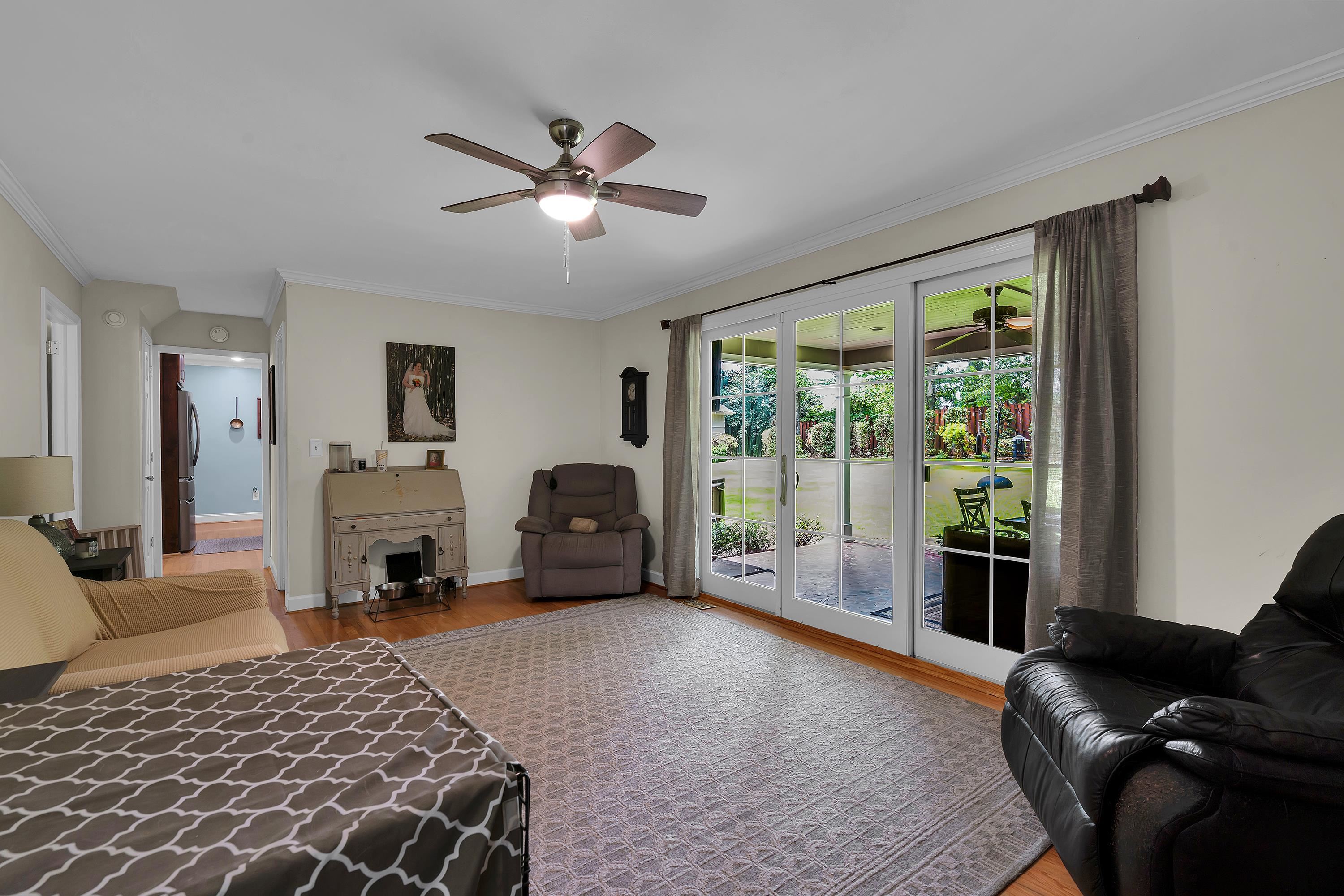 210 Heathwood Drive Property Photo 10
