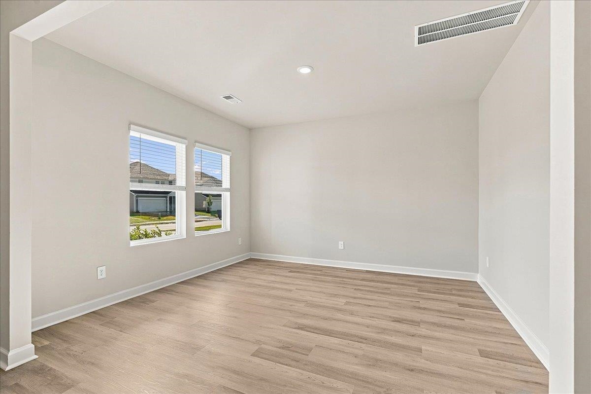 118 Gibbon Way Property Photo 5