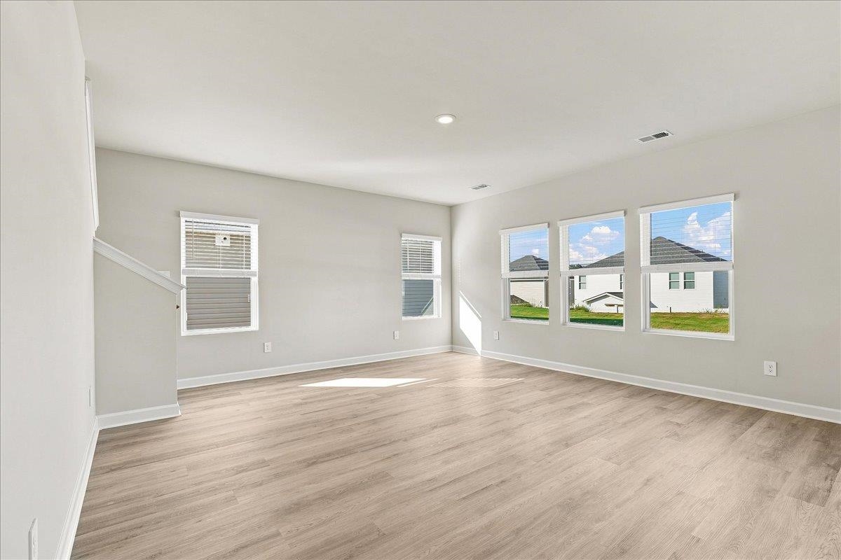 118 Gibbon Way Property Photo 6