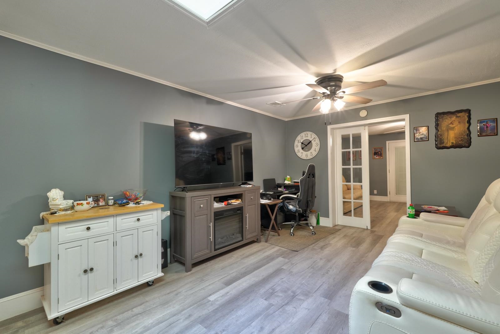 554 Green River Rd. Property Photo 15