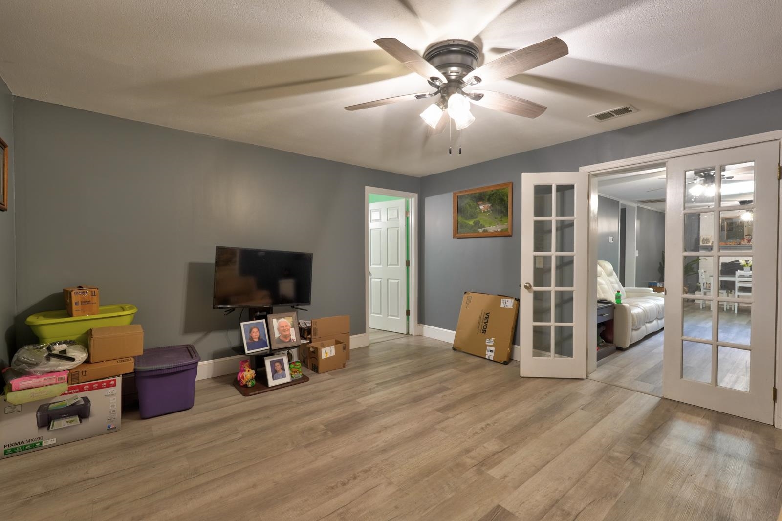 554 Green River Rd. Property Photo 25