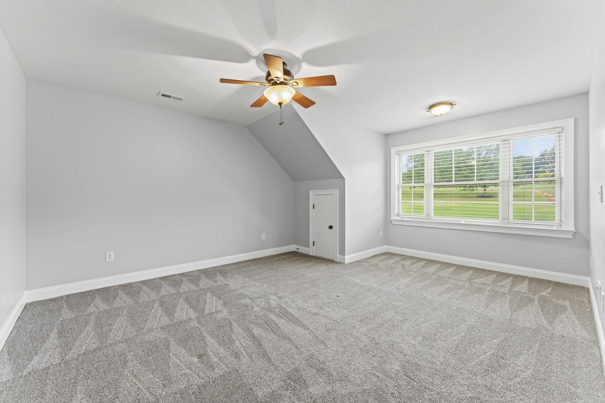 208 Carshalton Drive Property Photo 17