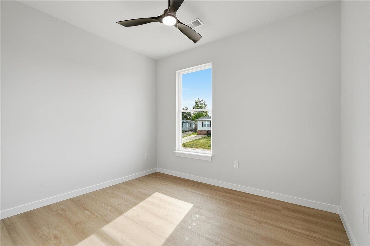 116 Current Drive Property Photo 15