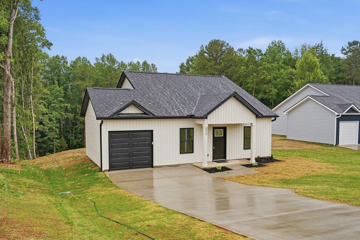 453 Bill Lattimore Road Property Photo 3