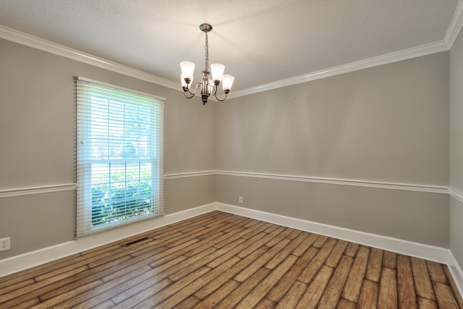 203 Bruton Place Property Photo 7