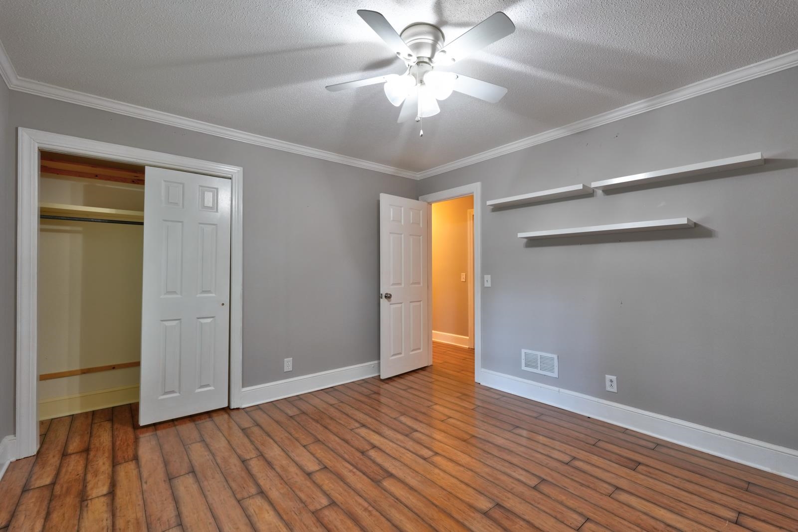 203 Bruton Place Property Photo 29