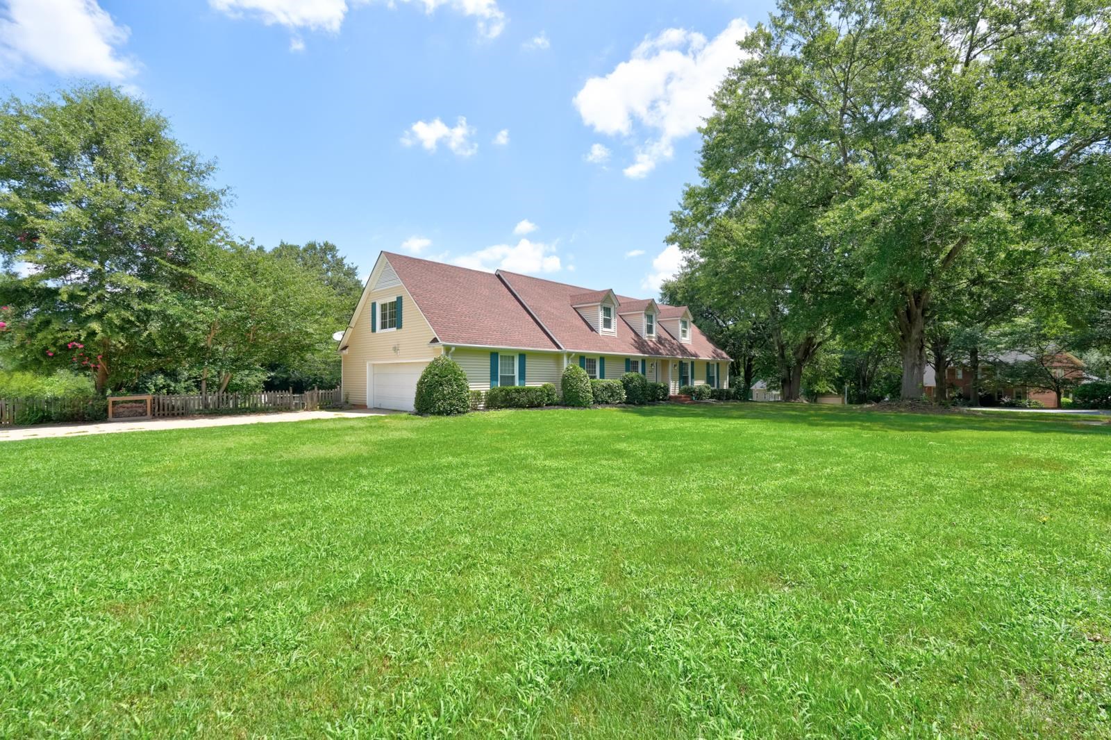 203 Bruton Place Property Photo 50