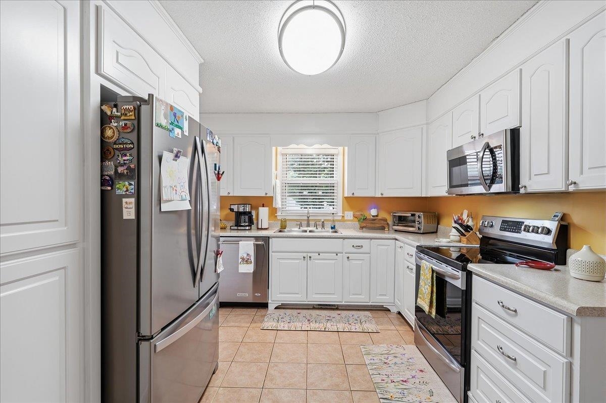 300 Sundance Way Property Photo 6