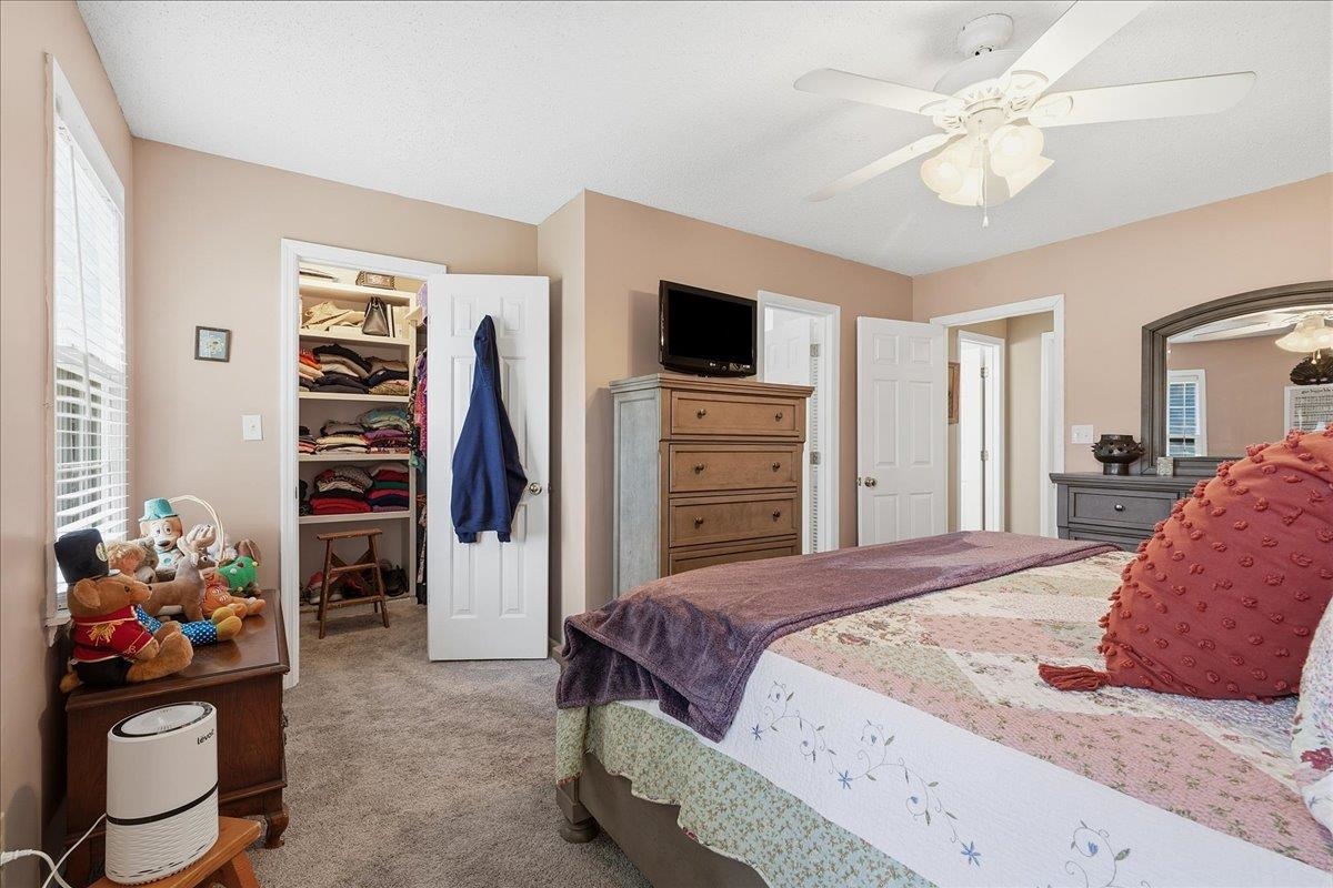 300 Sundance Way Property Photo 23