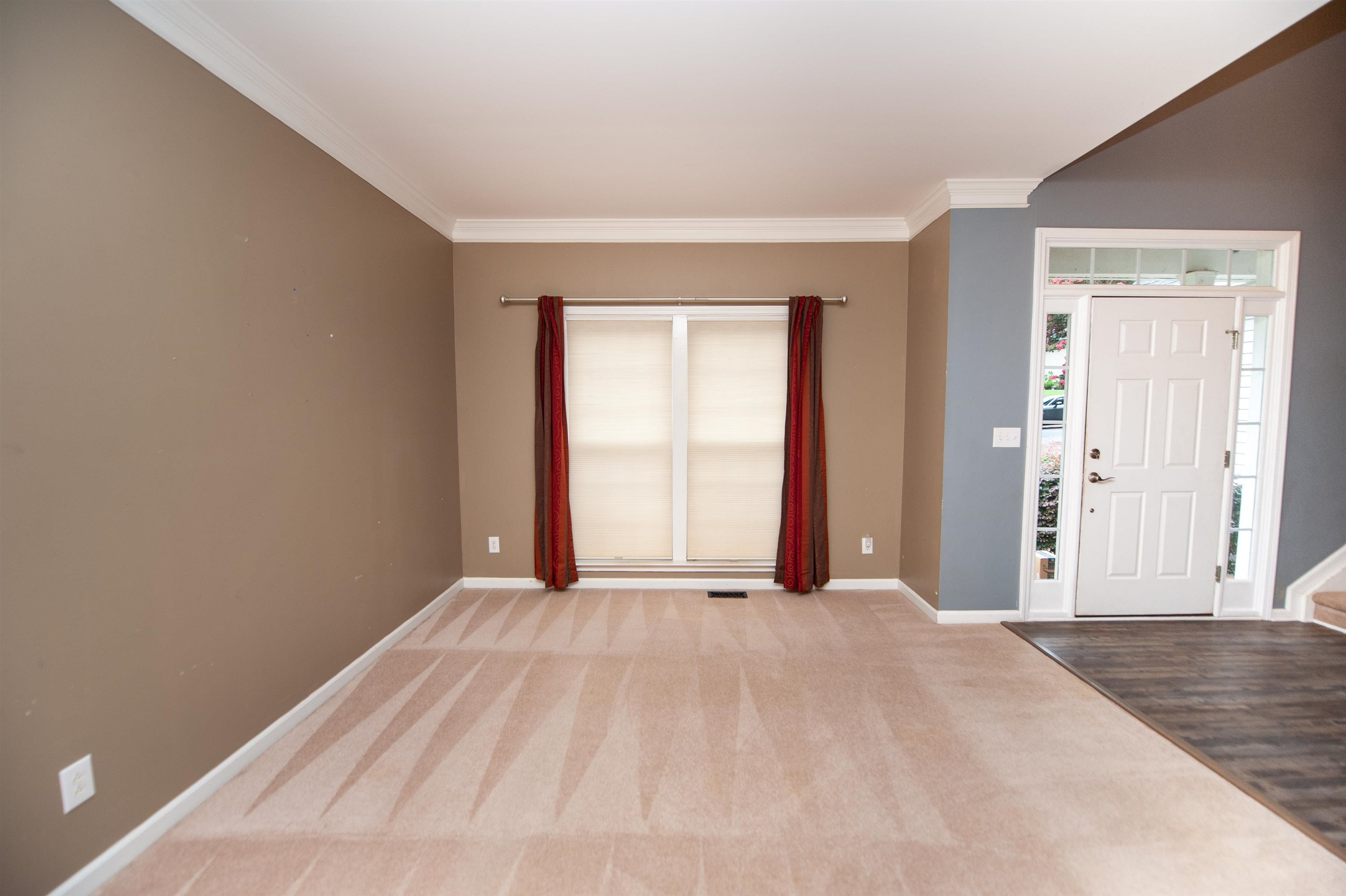 196 Timberleaf Drive Property Photo 17
