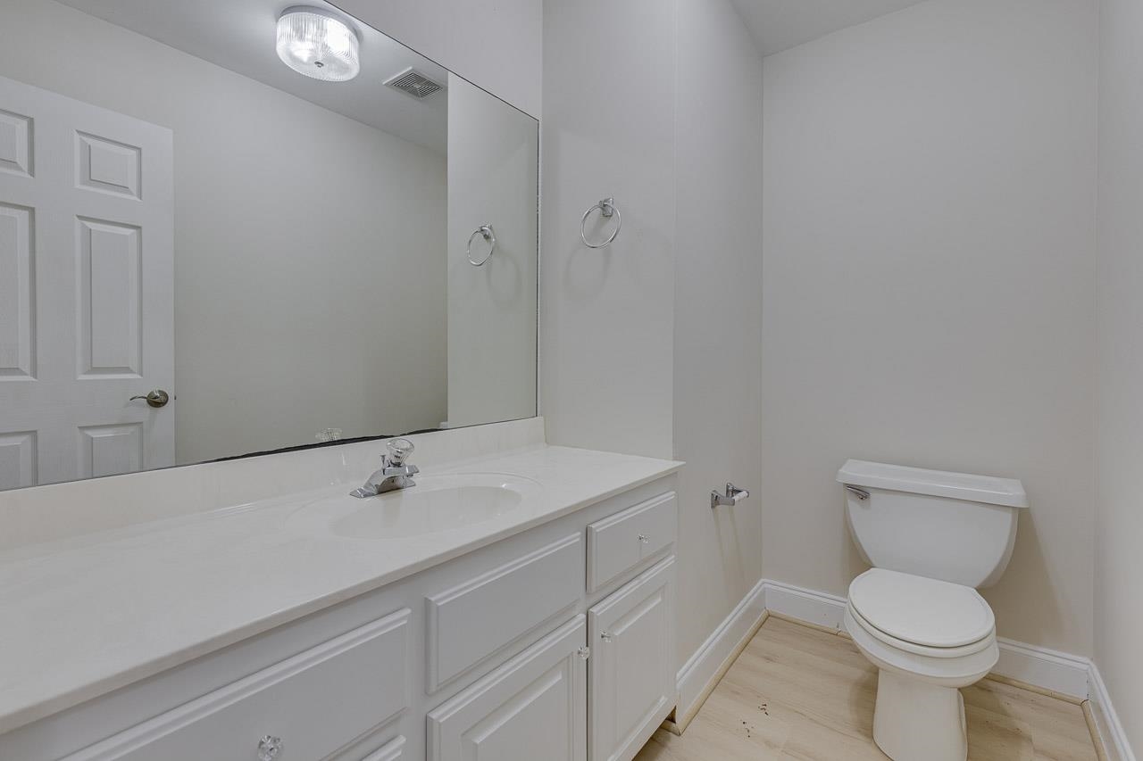 1515a Marina Road Property Photo 10