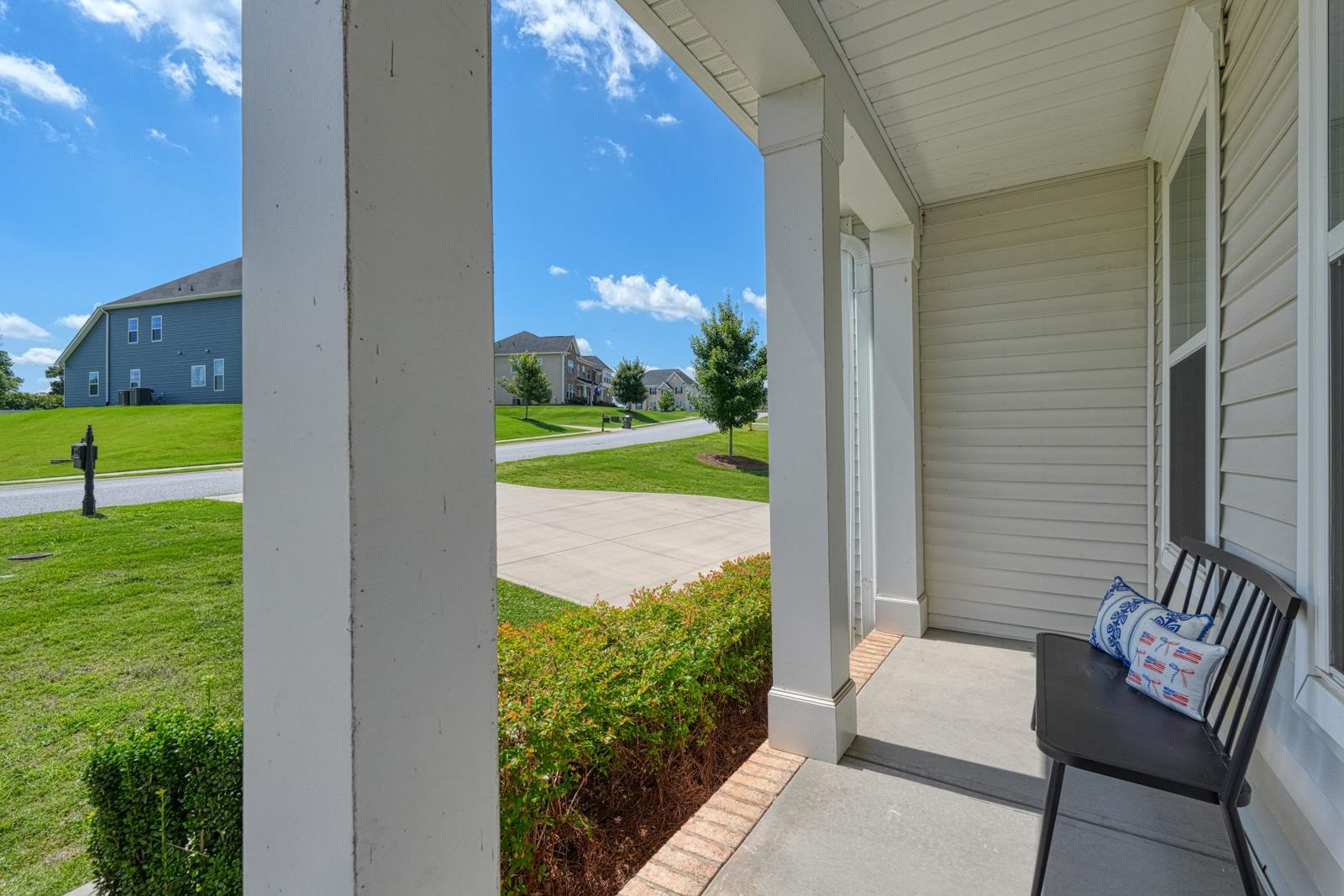 160 Scotts Bluff Drive Property Photo 2