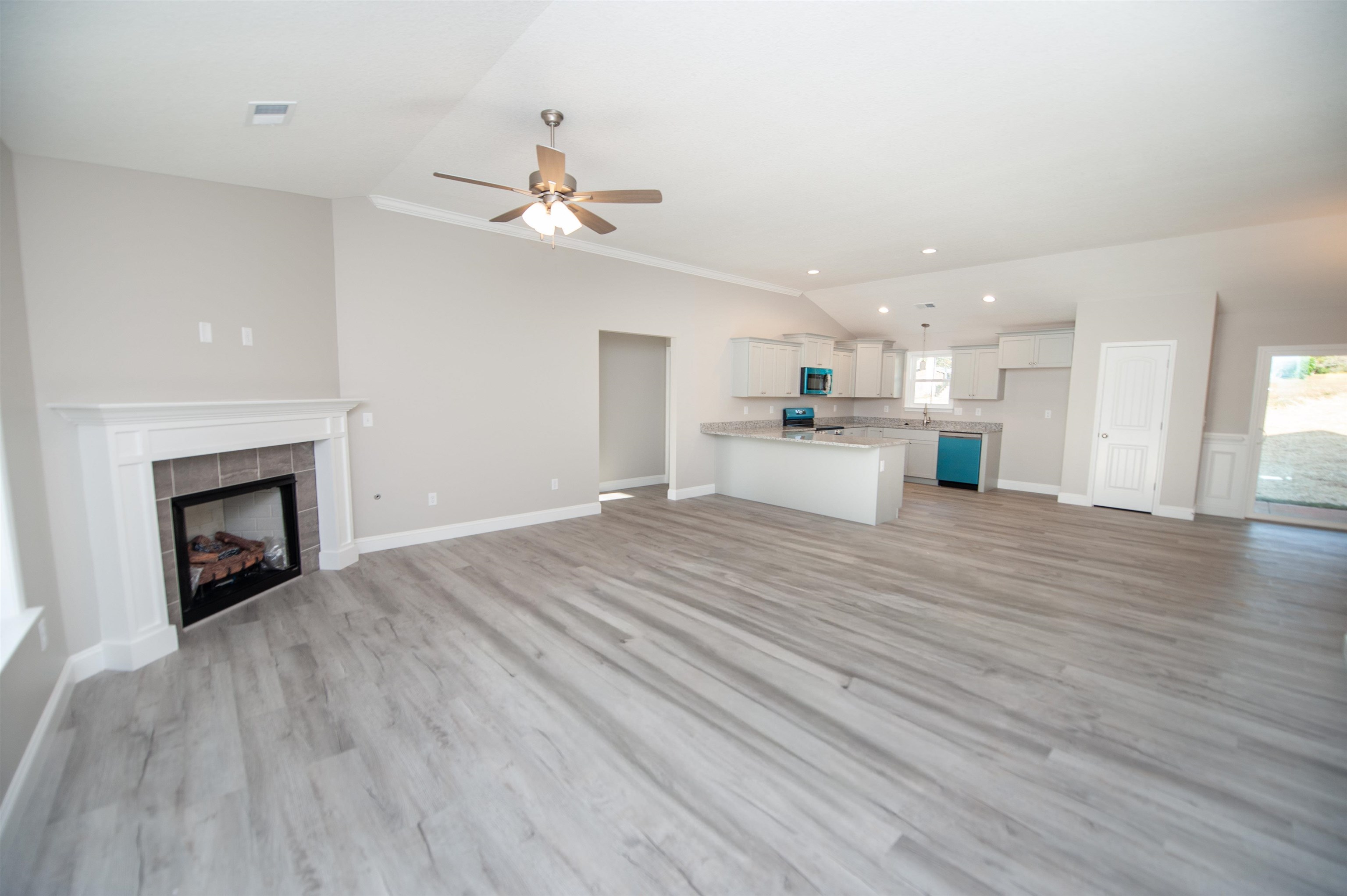 1008 Patch Drive Property Photo 2