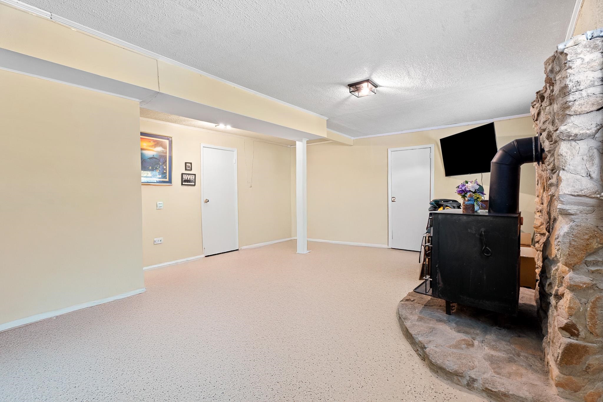 313 Alder Drive Property Photo 16