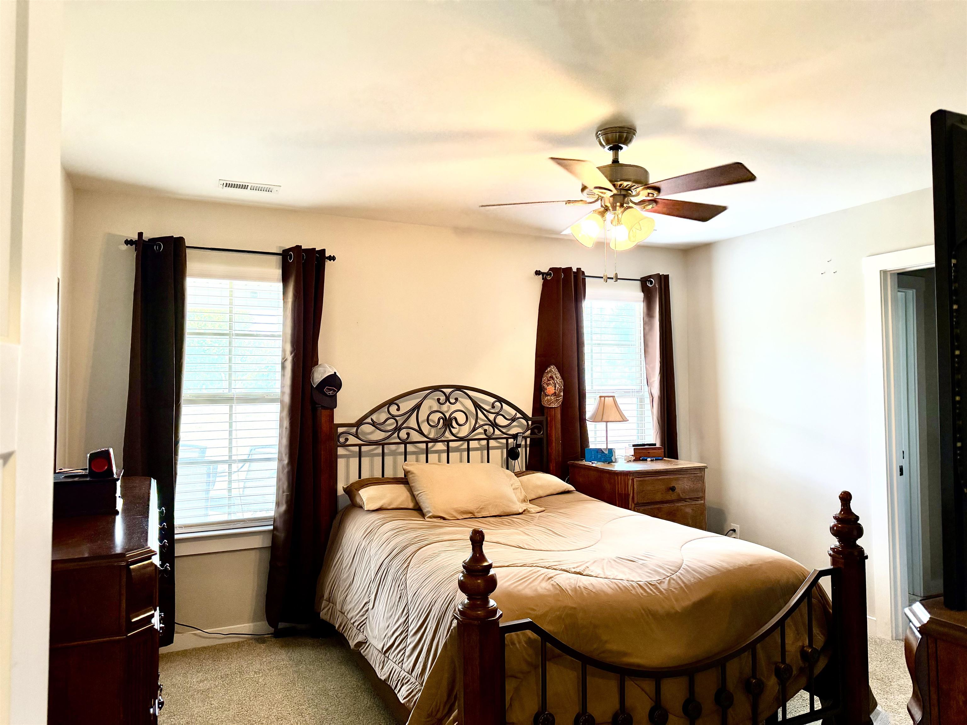 111 Manor House Lane Property Photo 11