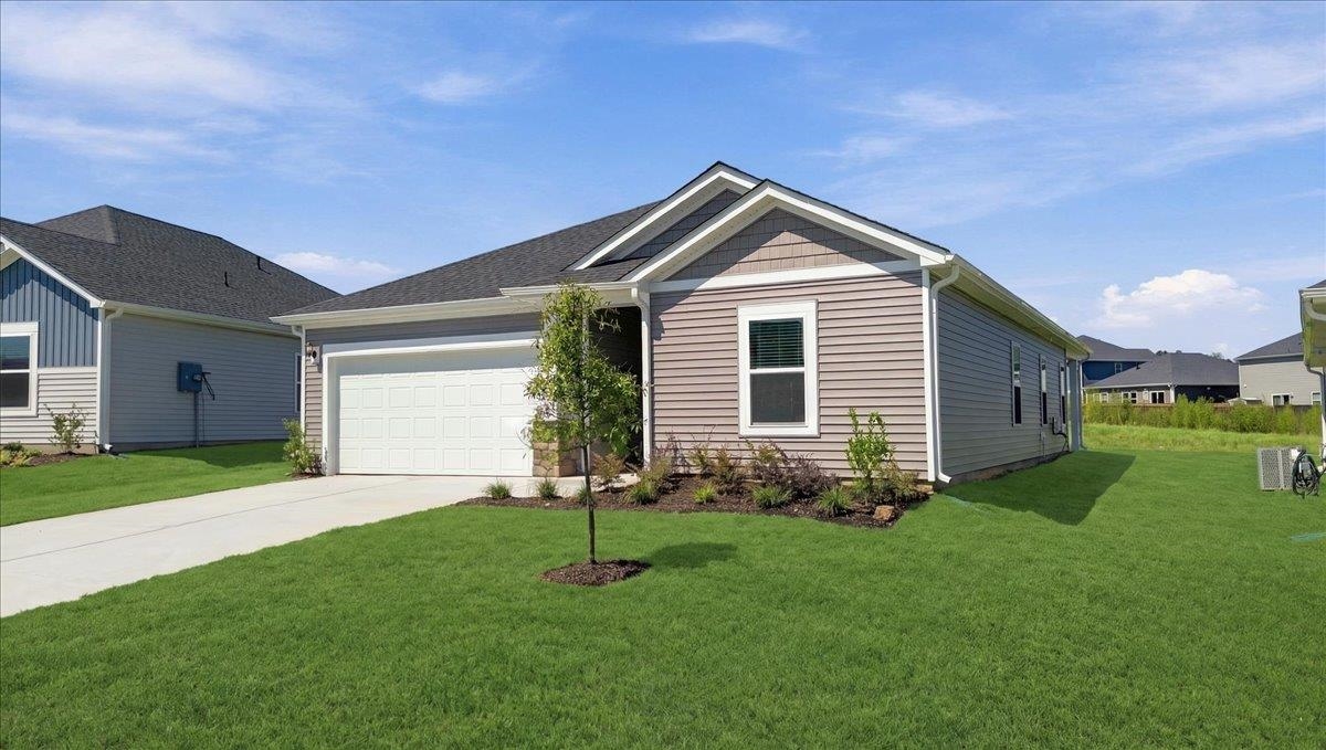 729 Parry Court Property Photo 3