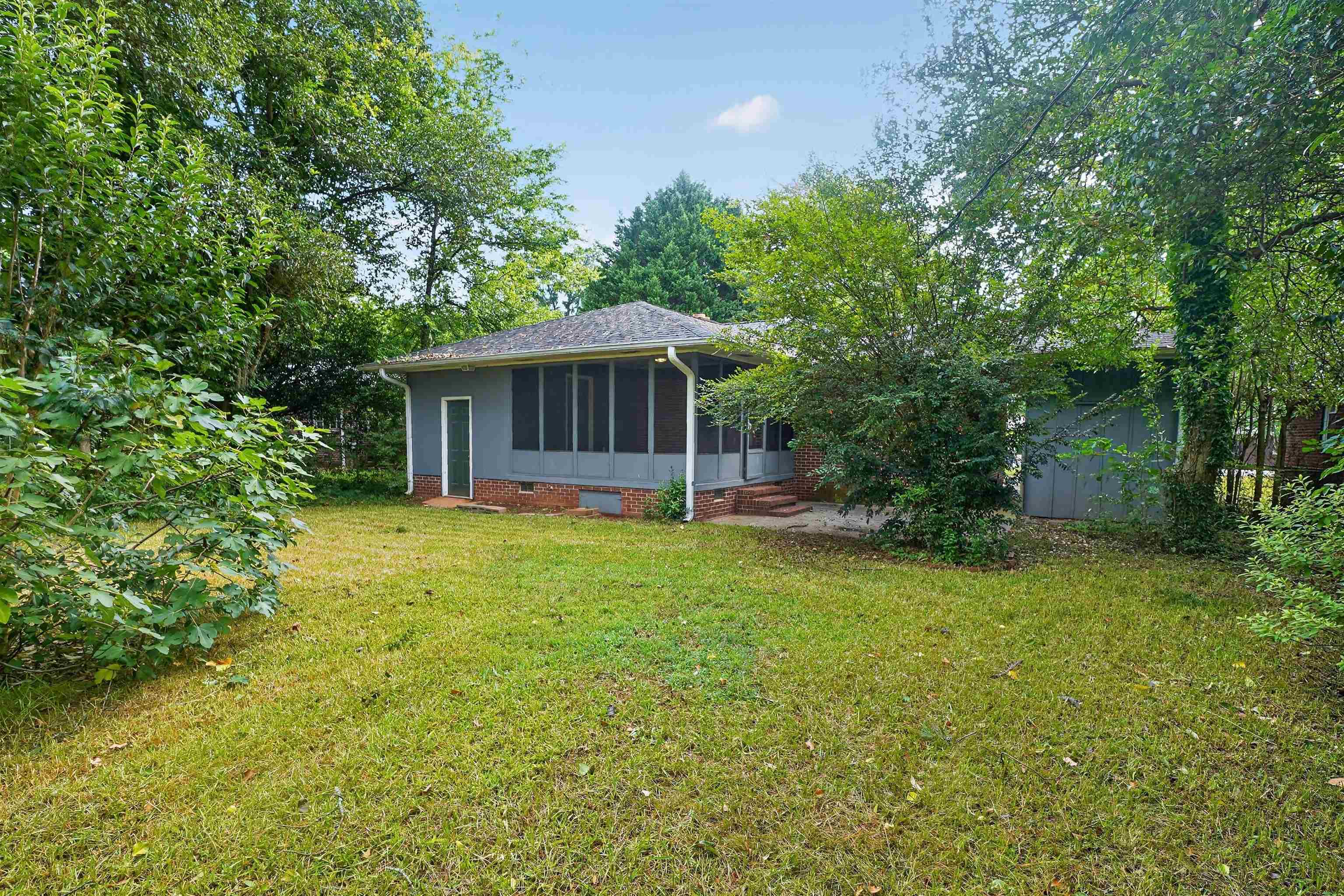 2403 Lane Avenue Property Photo 3