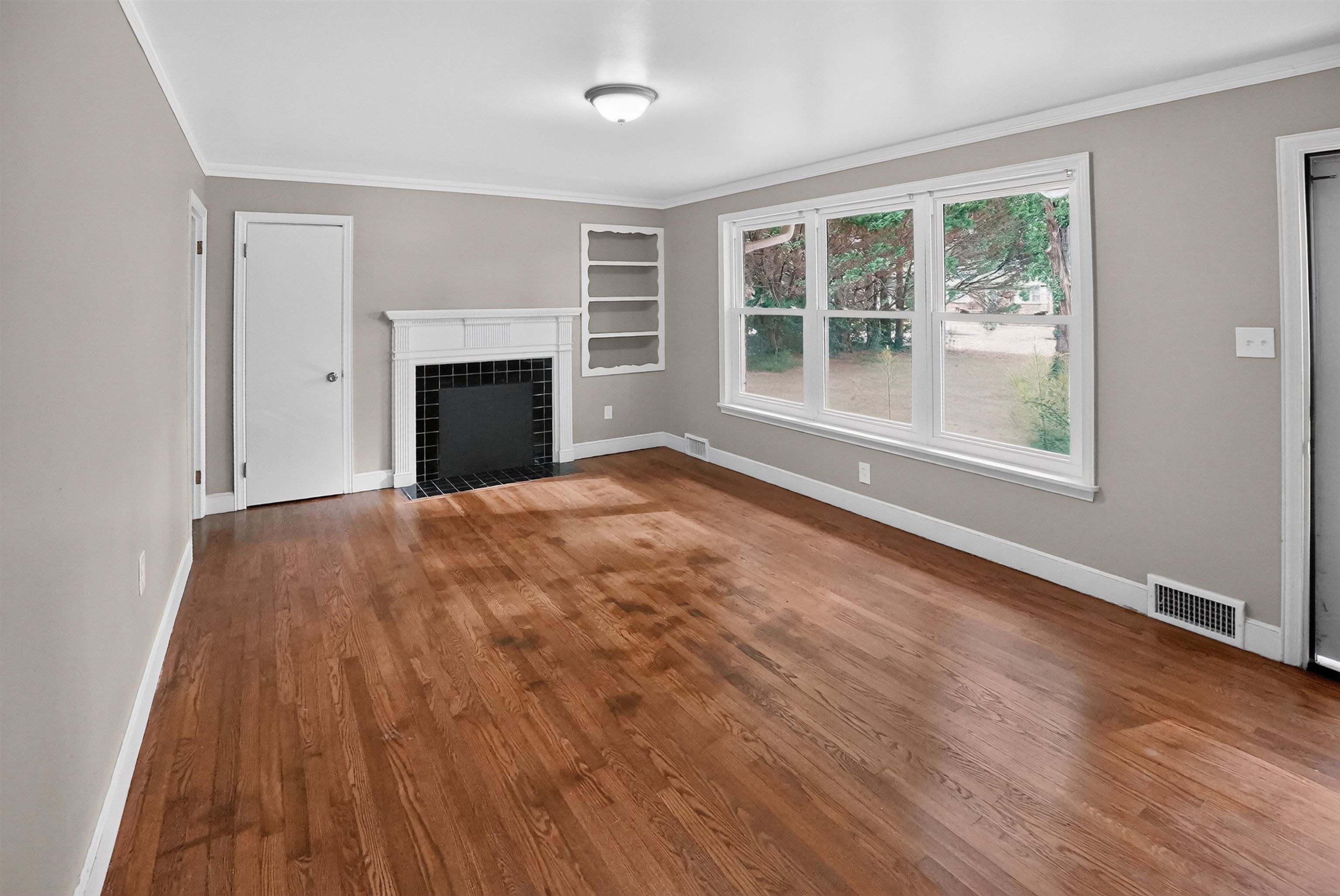 2403 Lane Avenue Property Photo 10