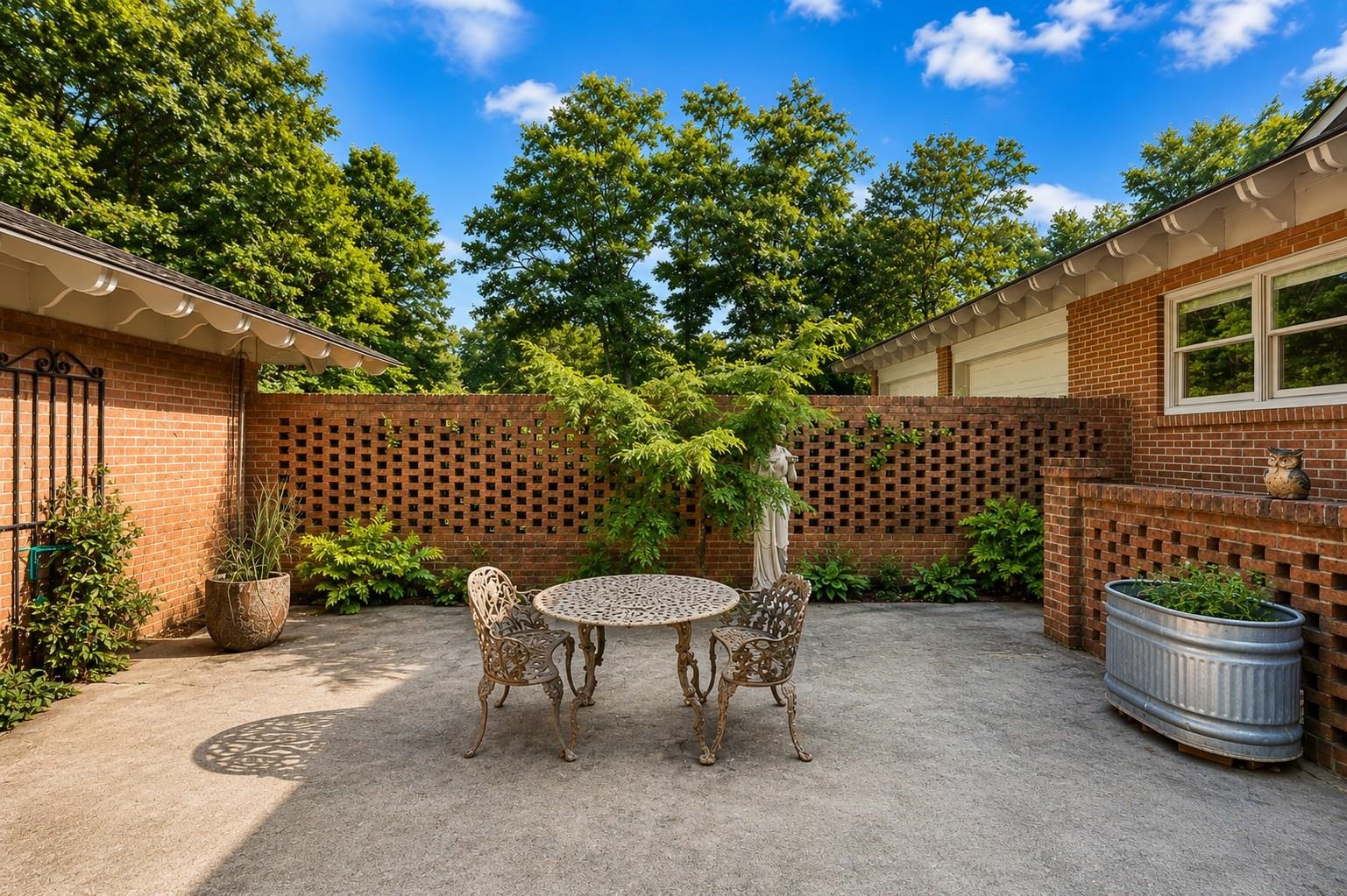 325 Lanham Circle Property Photo 45