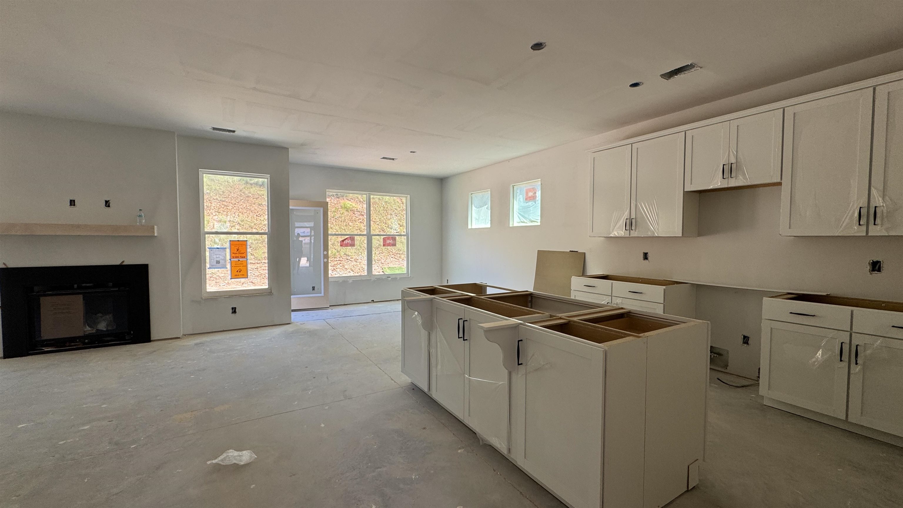 1124 Stable Way Property Photo 6