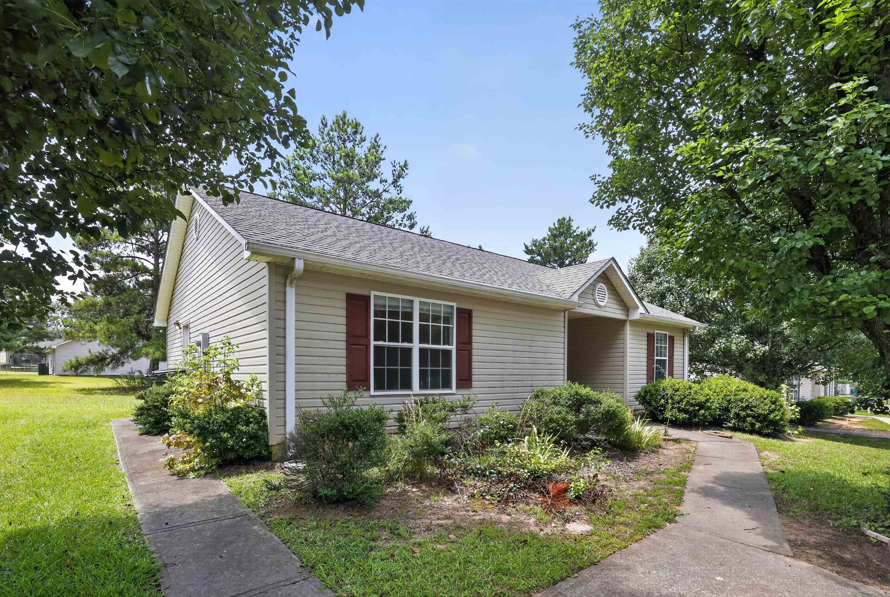 1837 Tamara Way Property Photo 1