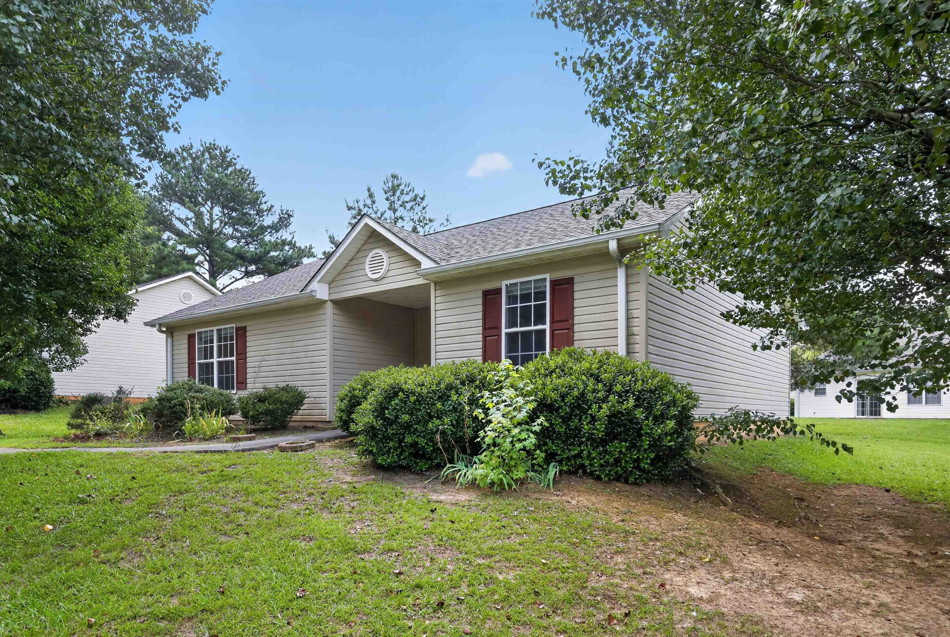 1837 Tamara Way Property Photo 3