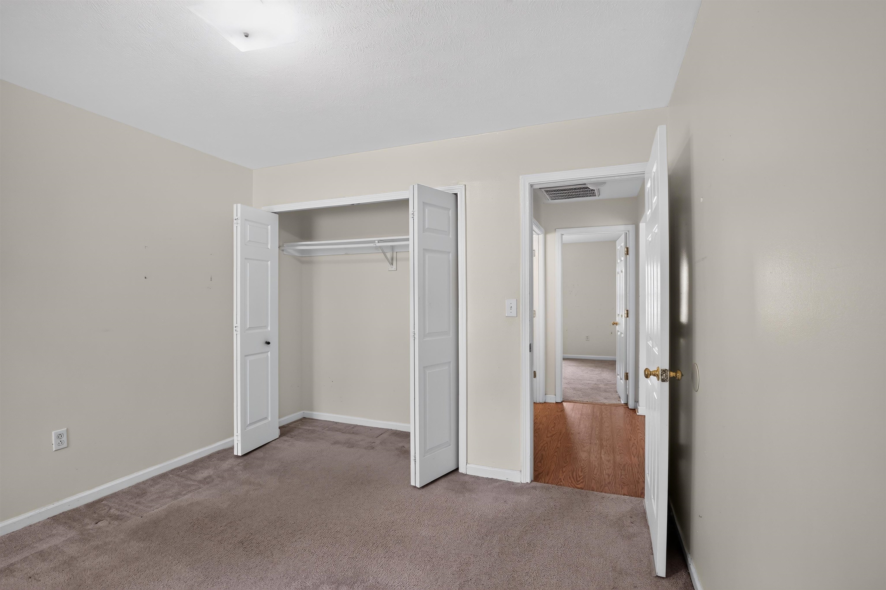 1837 Tamara Way Property Photo 17
