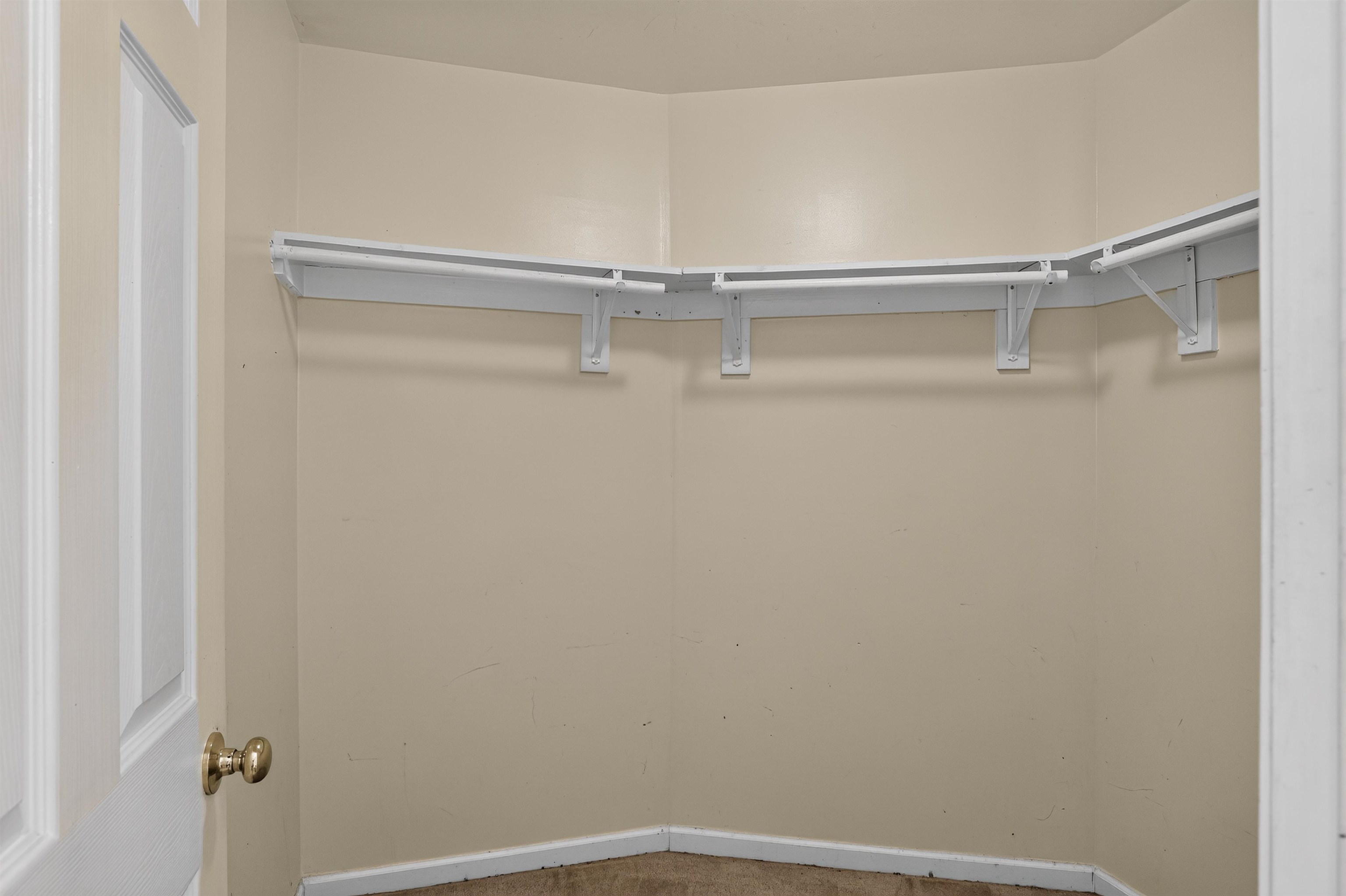 1837 Tamara Way Property Photo 28