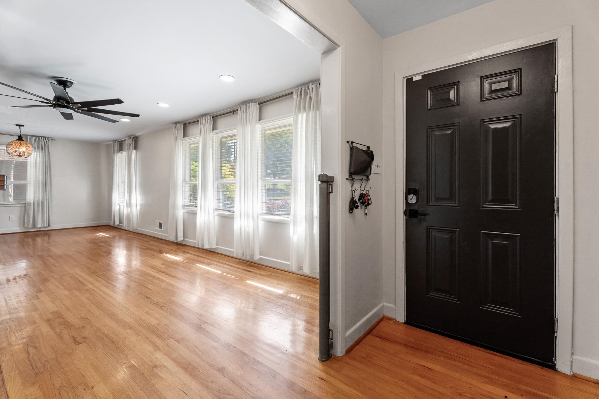 220 Holly Drive Property Photo 14