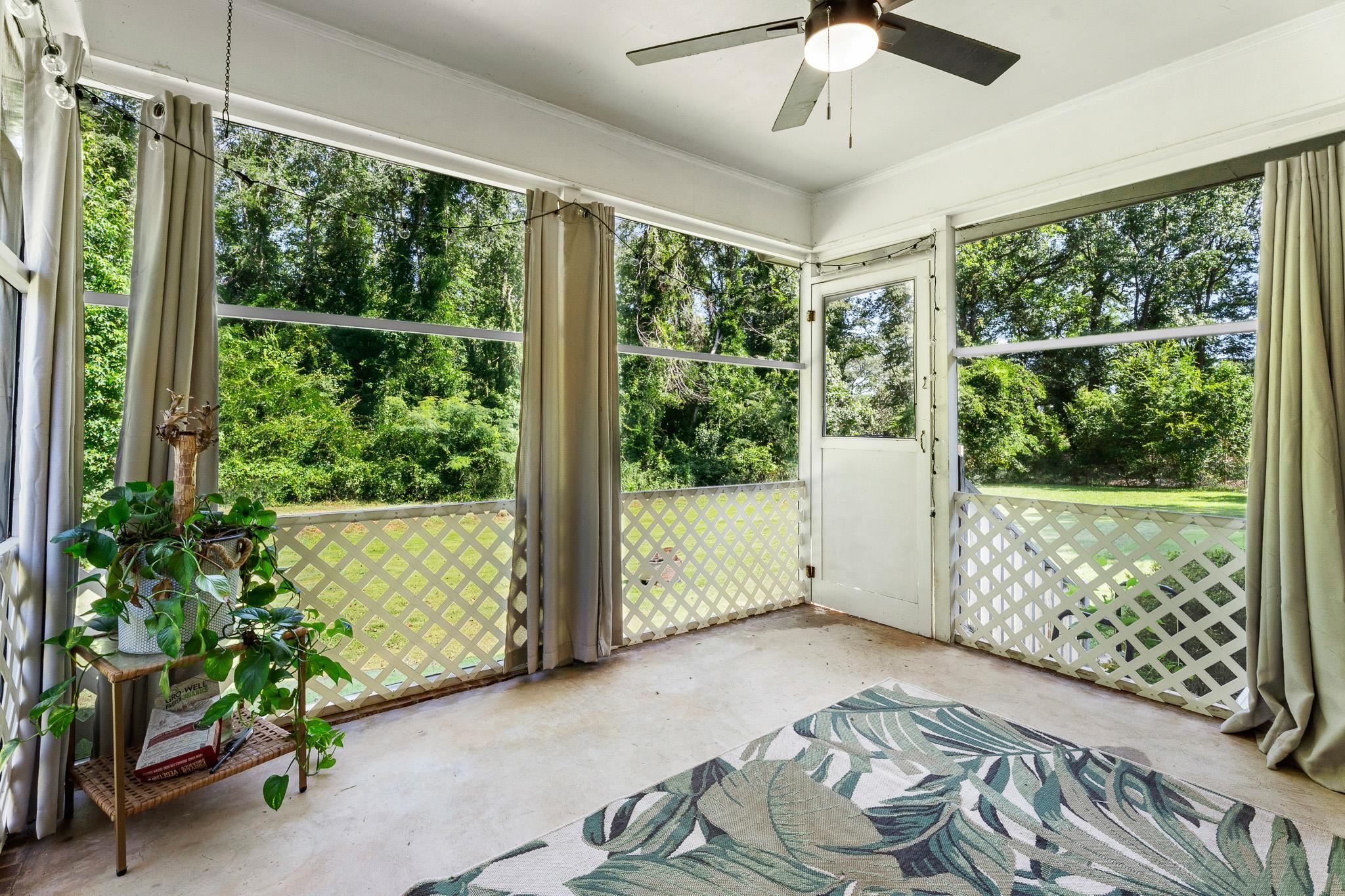 220 Holly Drive Property Photo 25