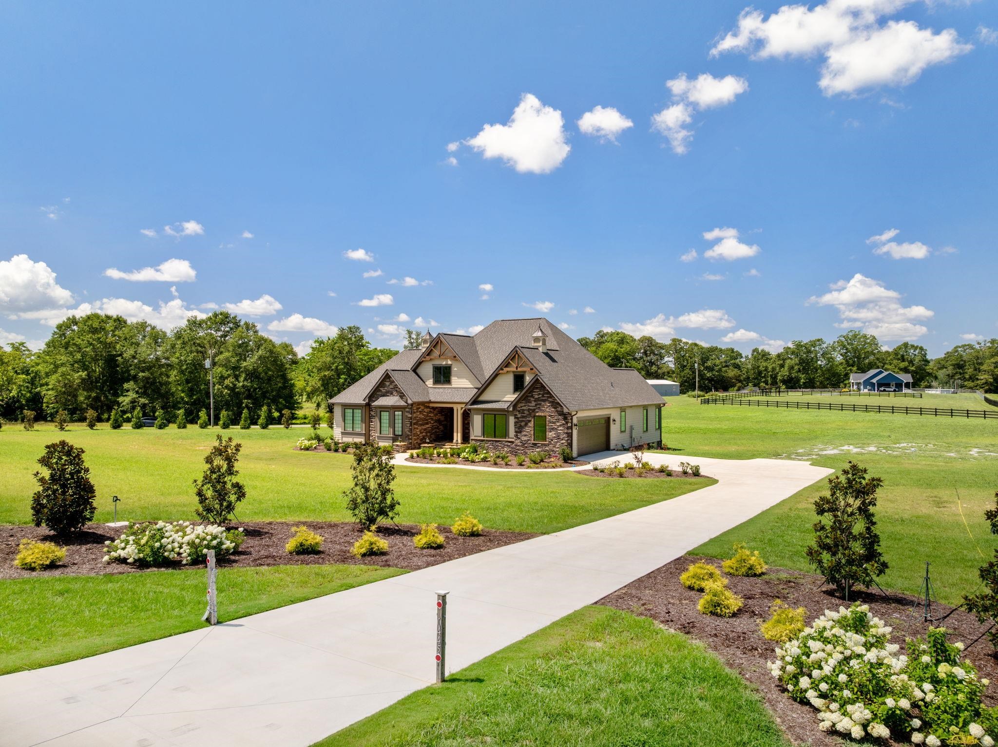 10445 New Cut Road Property Photo 1