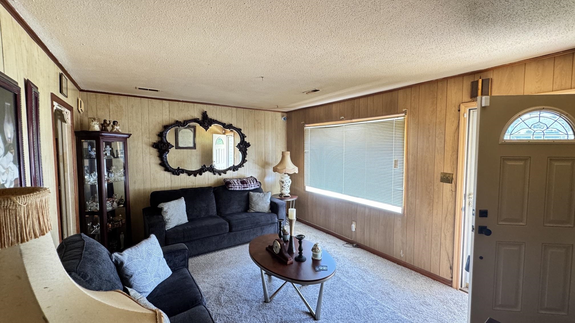 136 Raintree Dr Property Photo 8
