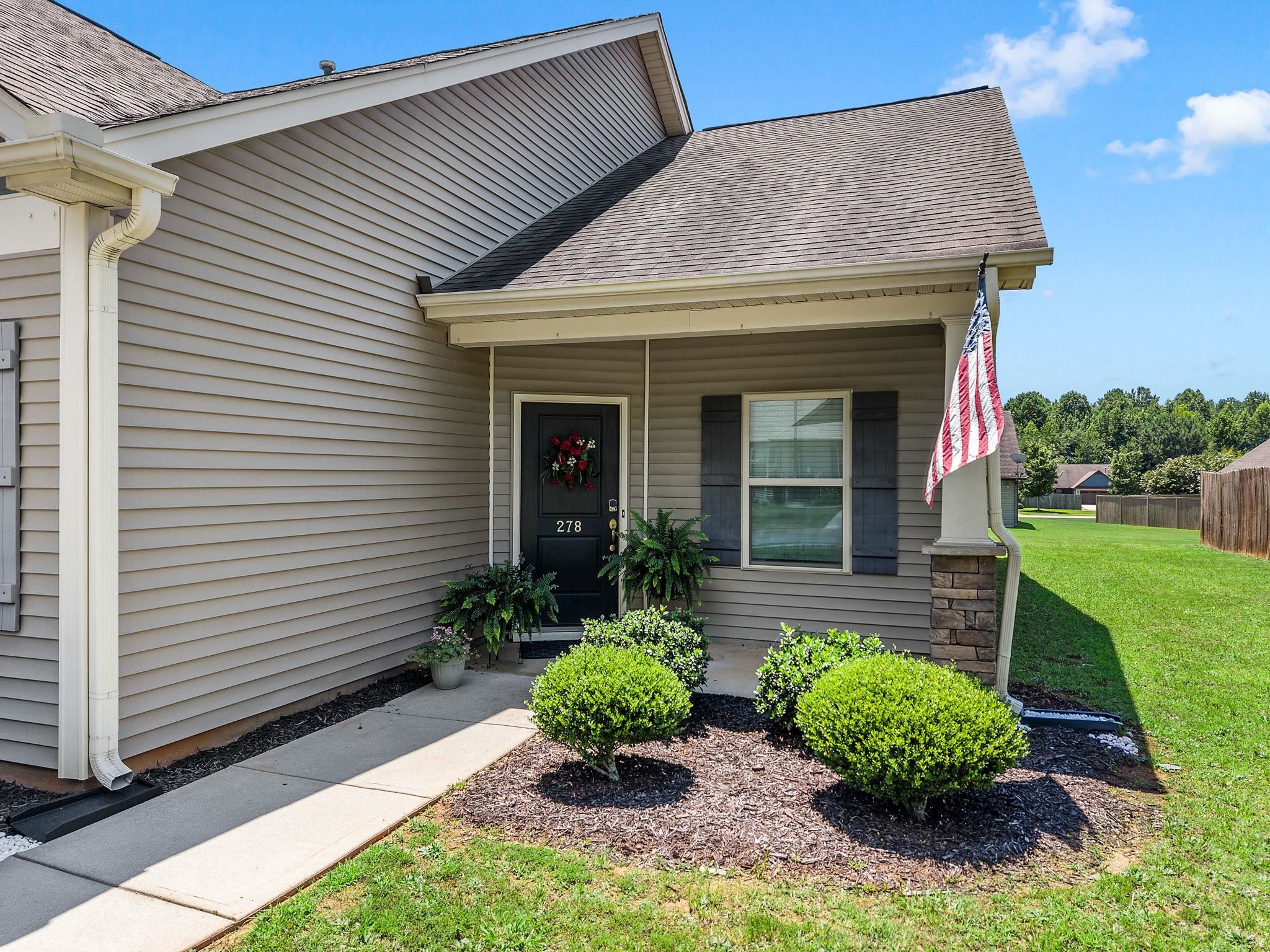 278 E Pyrenees Drive Property Photo 4