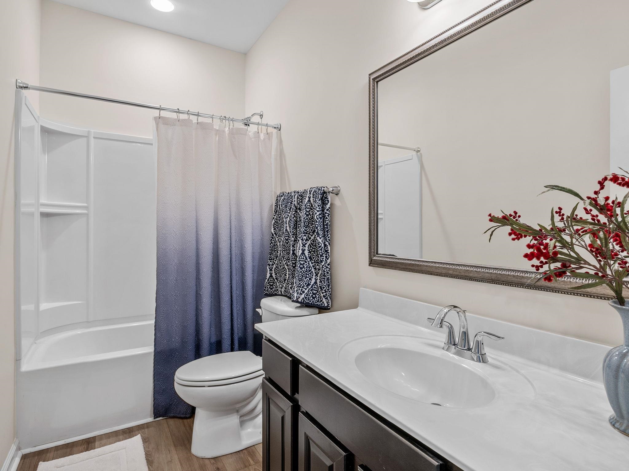 278 E Pyrenees Drive Property Photo 24
