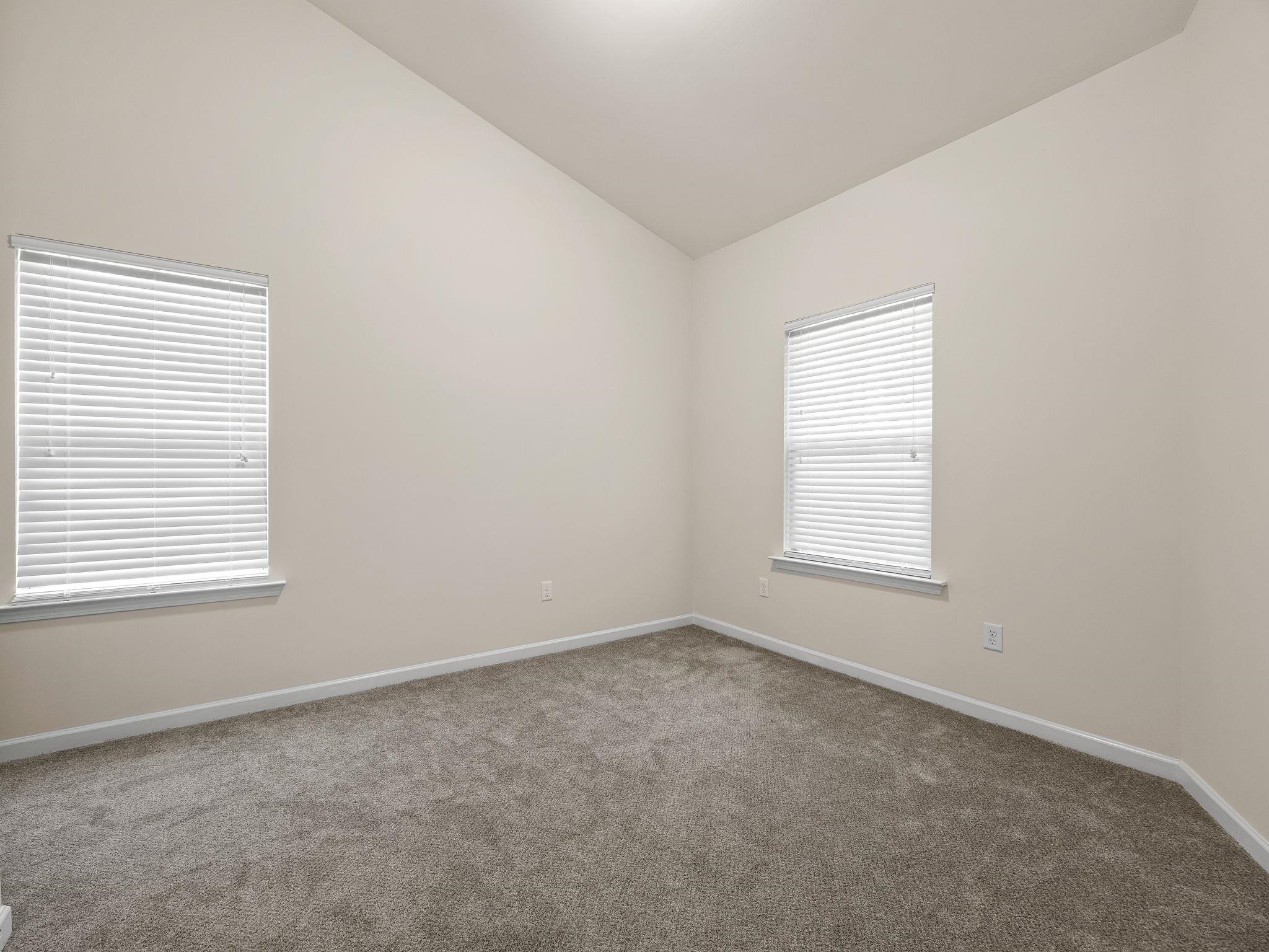 278 E Pyrenees Drive Property Photo 27