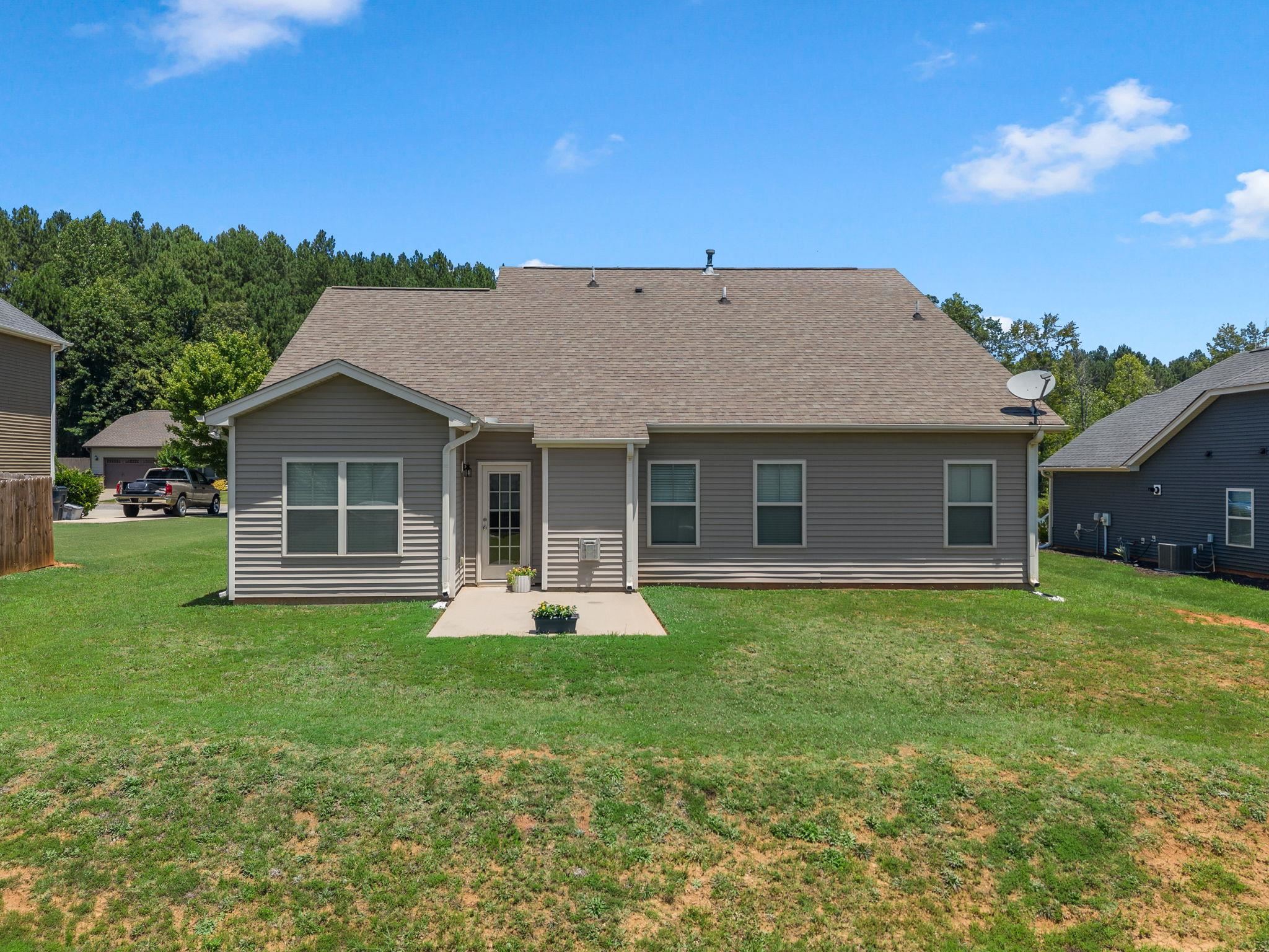 278 E Pyrenees Drive Property Photo 31