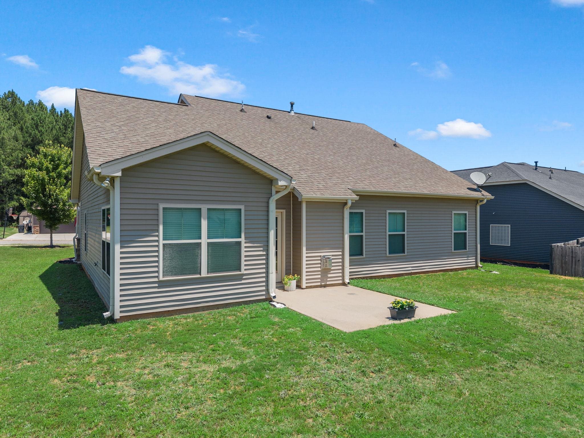 278 E Pyrenees Drive Property Photo 32