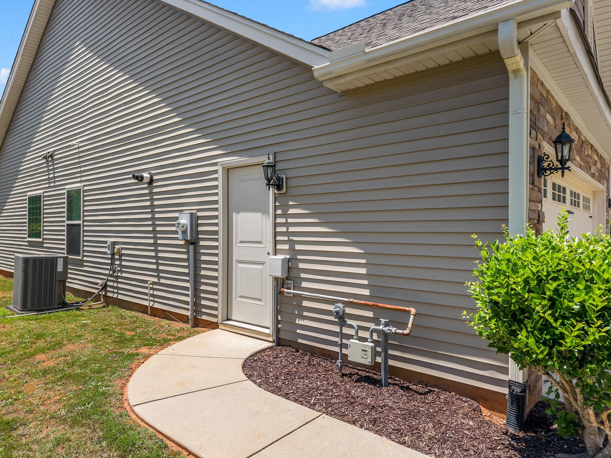 278 E Pyrenees Drive Property Photo 33