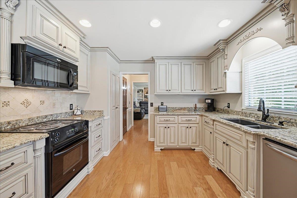 418 River Road Property Photo 14