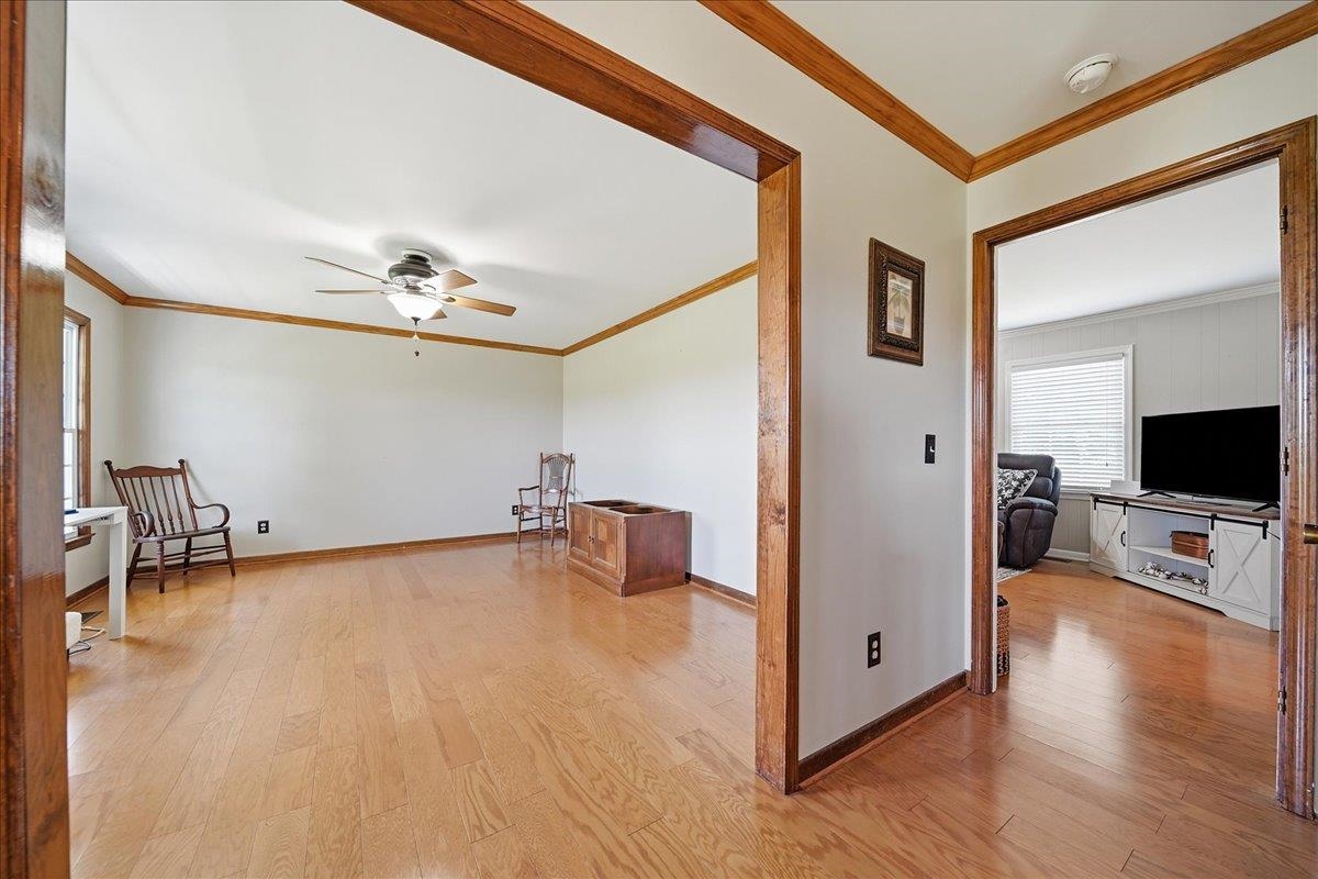 418 River Road Property Photo 16