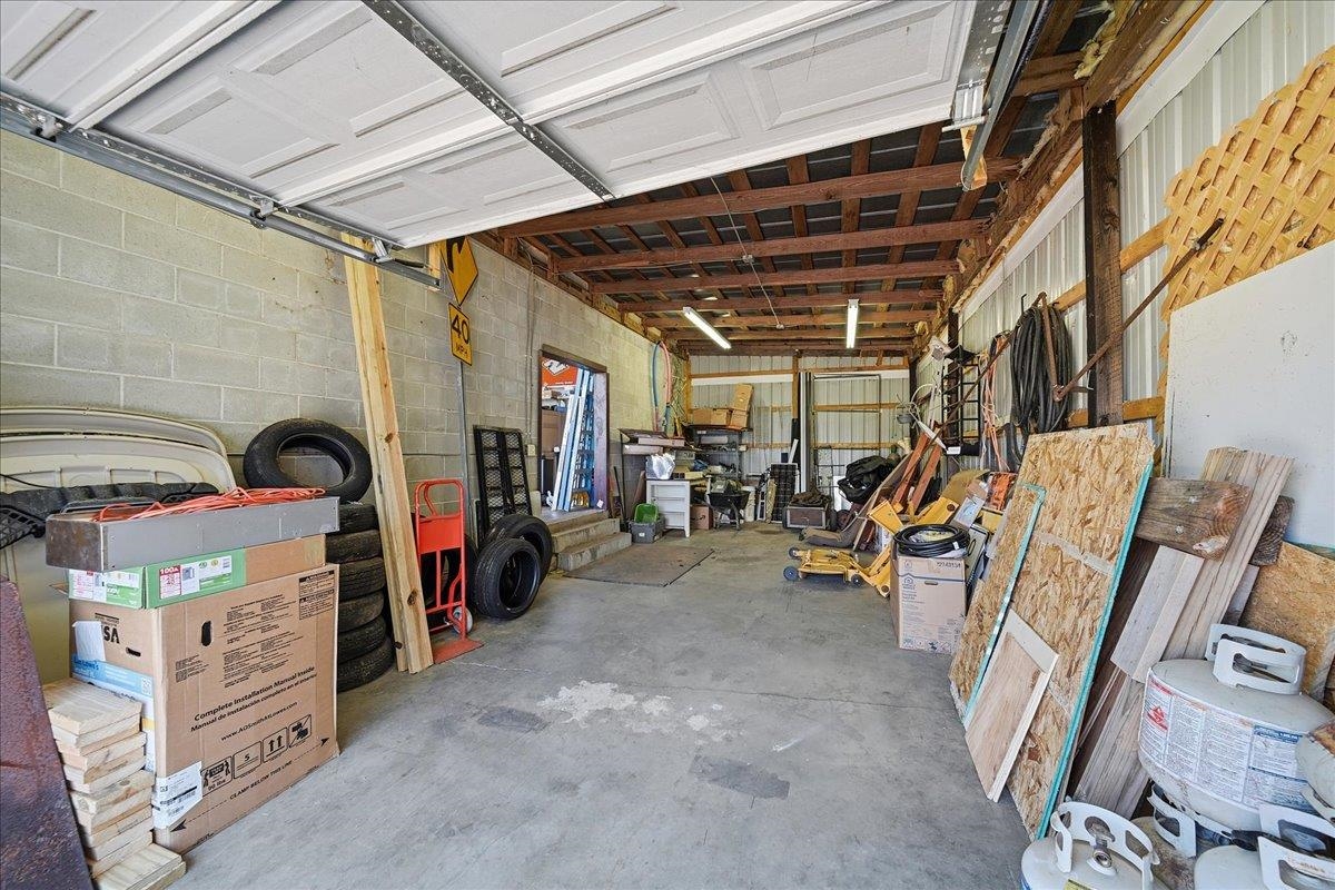 418 River Road Property Photo 36